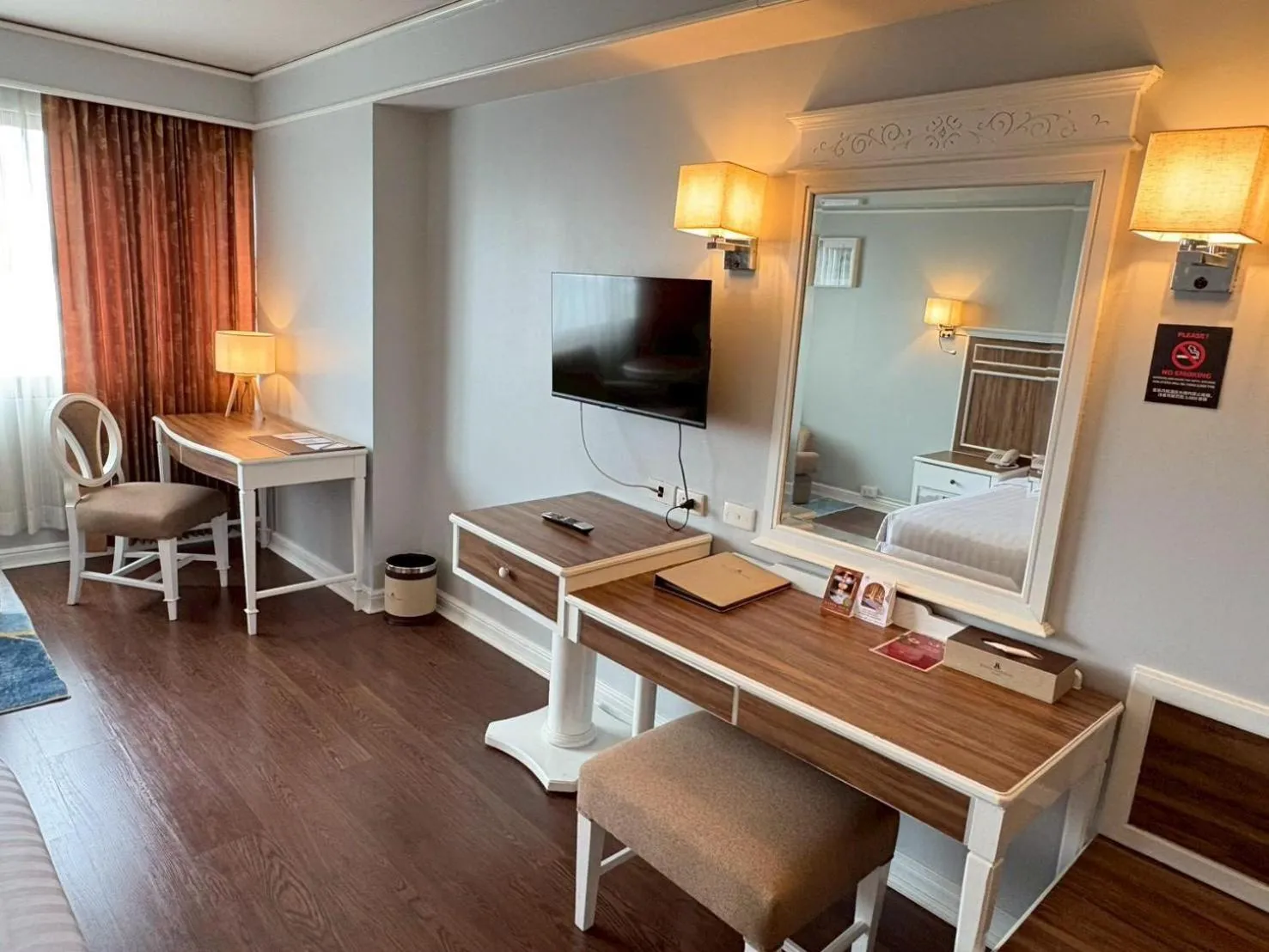 Bedroom in Town in Town Hotel Bangkok