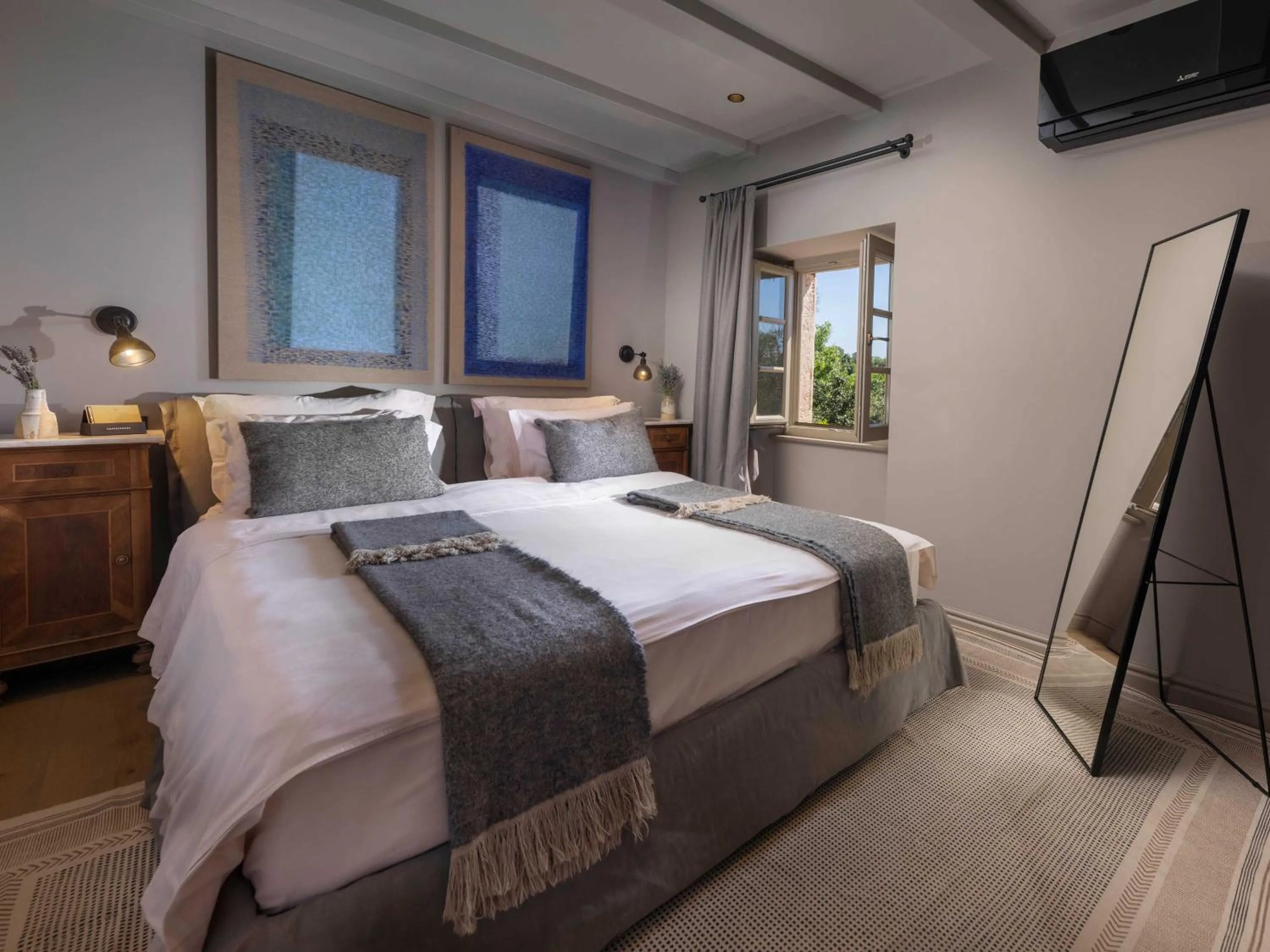 Bed in San Canzian Hotel & Residences - Small Luxury Hotels of the World