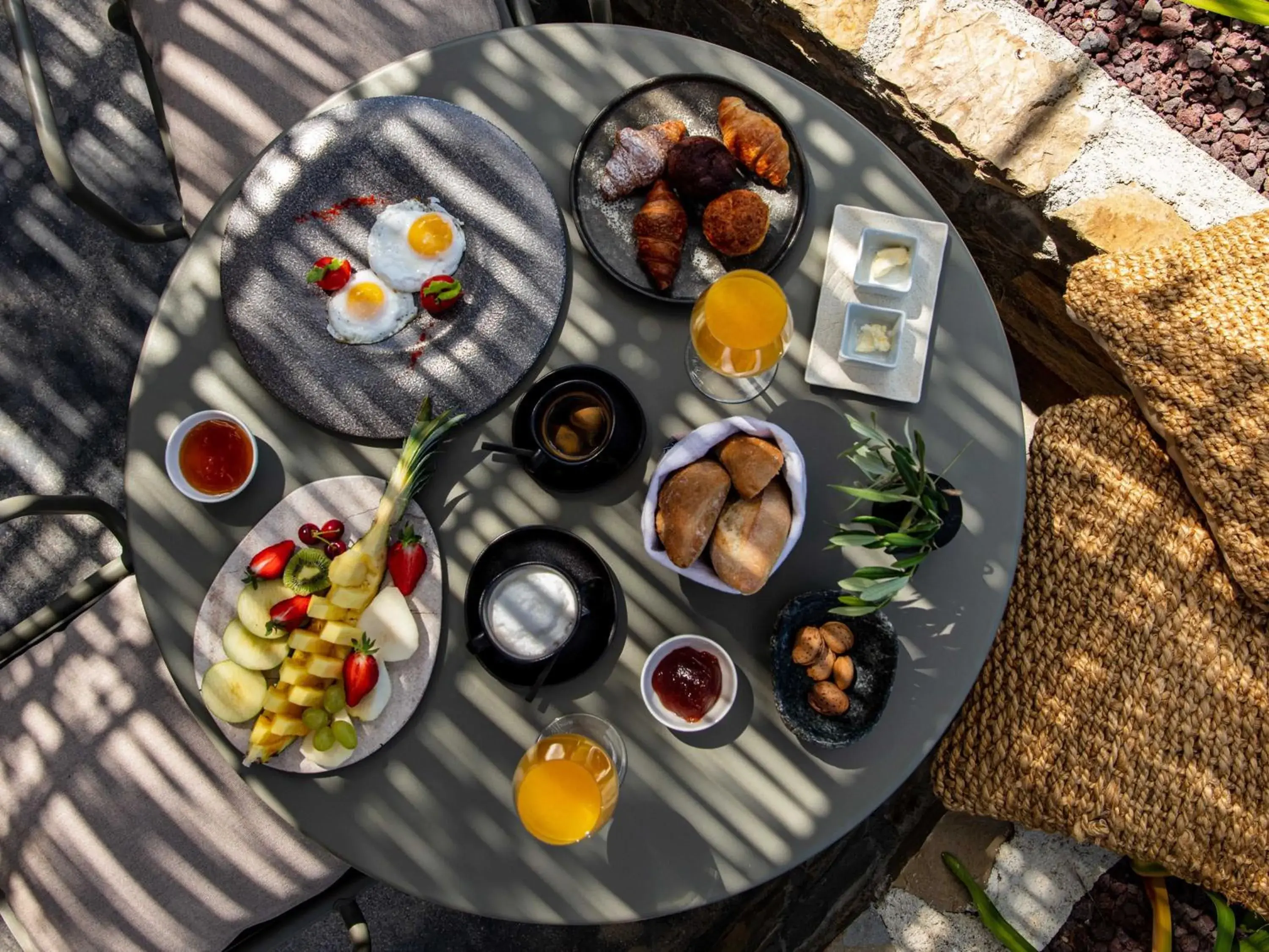 Food and drinks in San Canzian Hotel & Residences - Small Luxury Hotels of the World Food and drinks in San Canzian Hotel & Residences - Small Luxury Hotels of the World