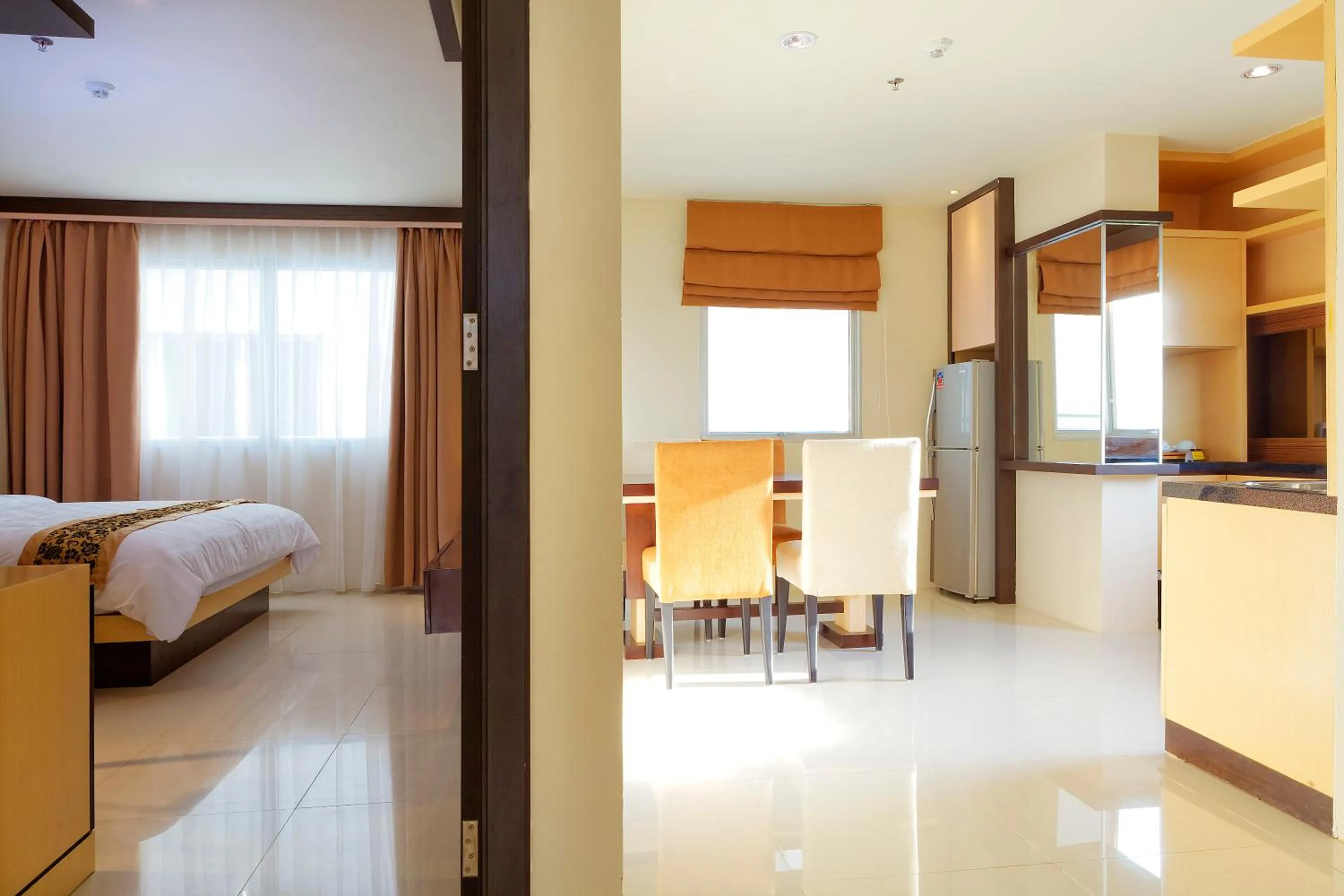 Photo of the whole room, Bed in Nagoya Mansion Hotel and Residence