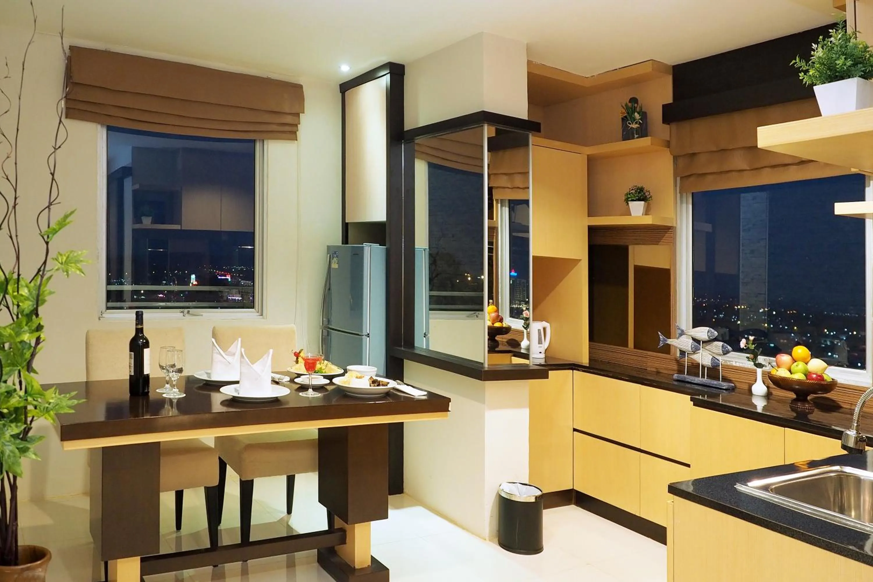 Coffee/tea facilities in Nagoya Mansion Hotel and Residence