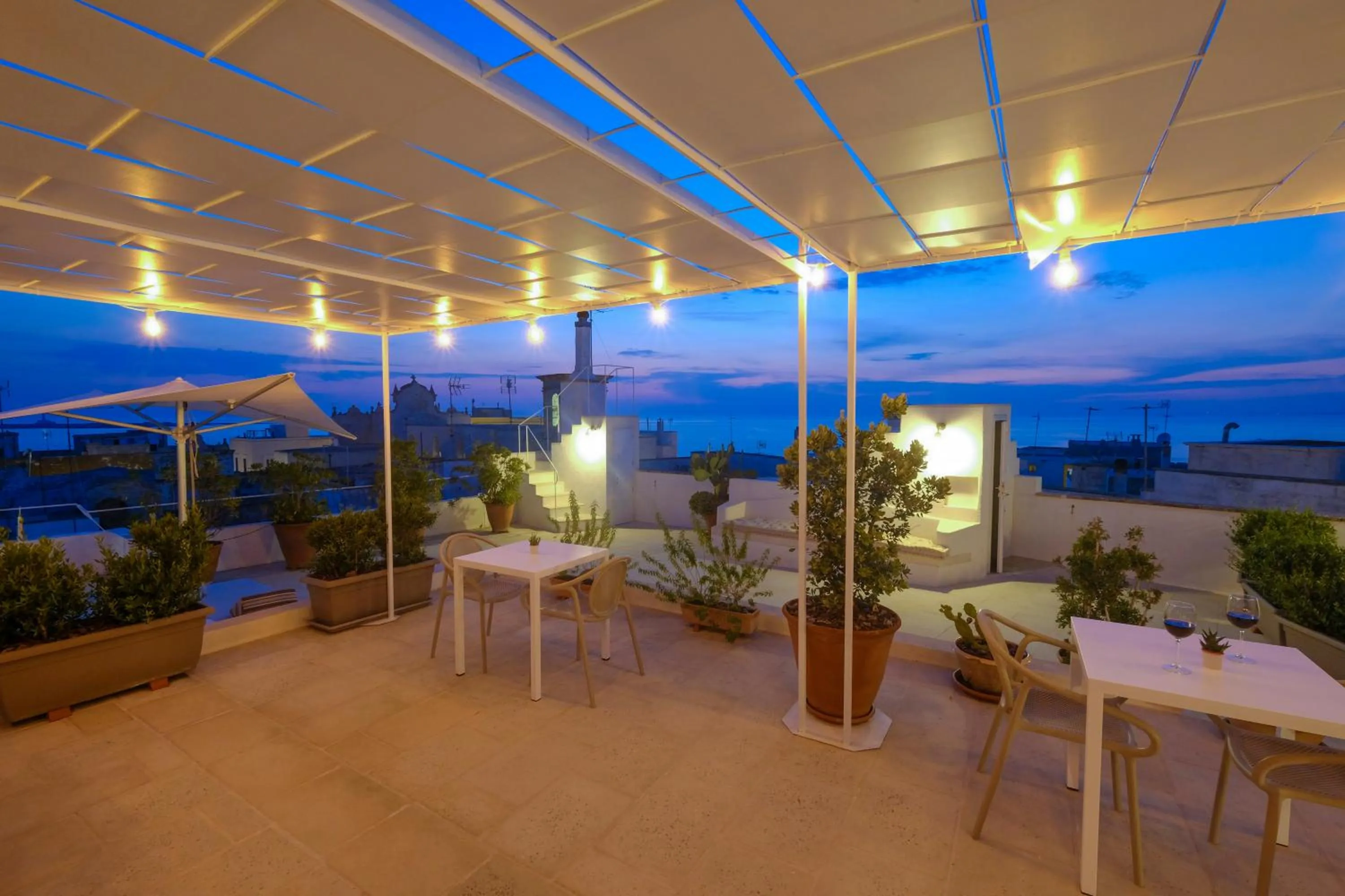 Property building in Pascaraymondo Suite Palace