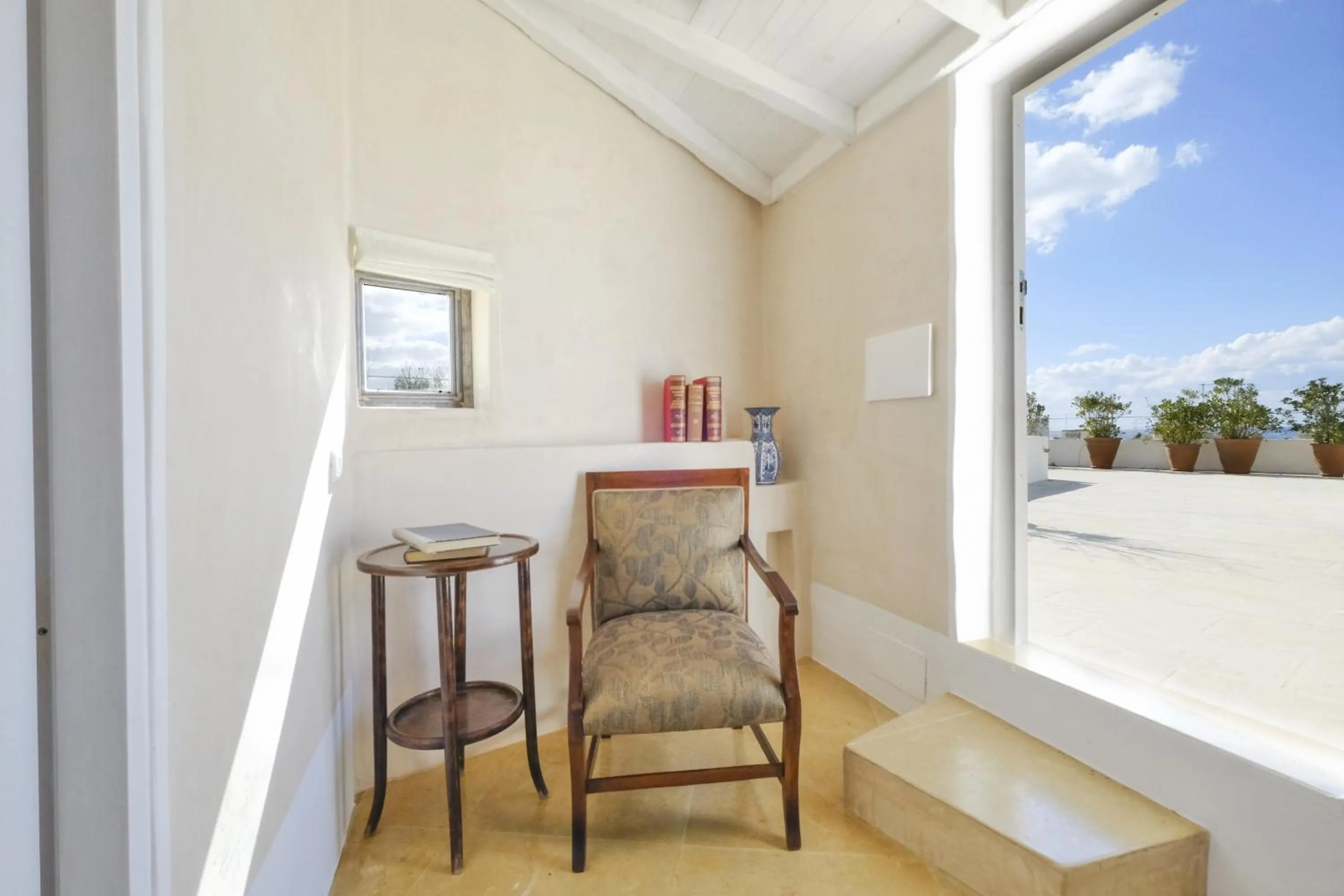 Photo of the whole room in Pascaraymondo Suite Palace