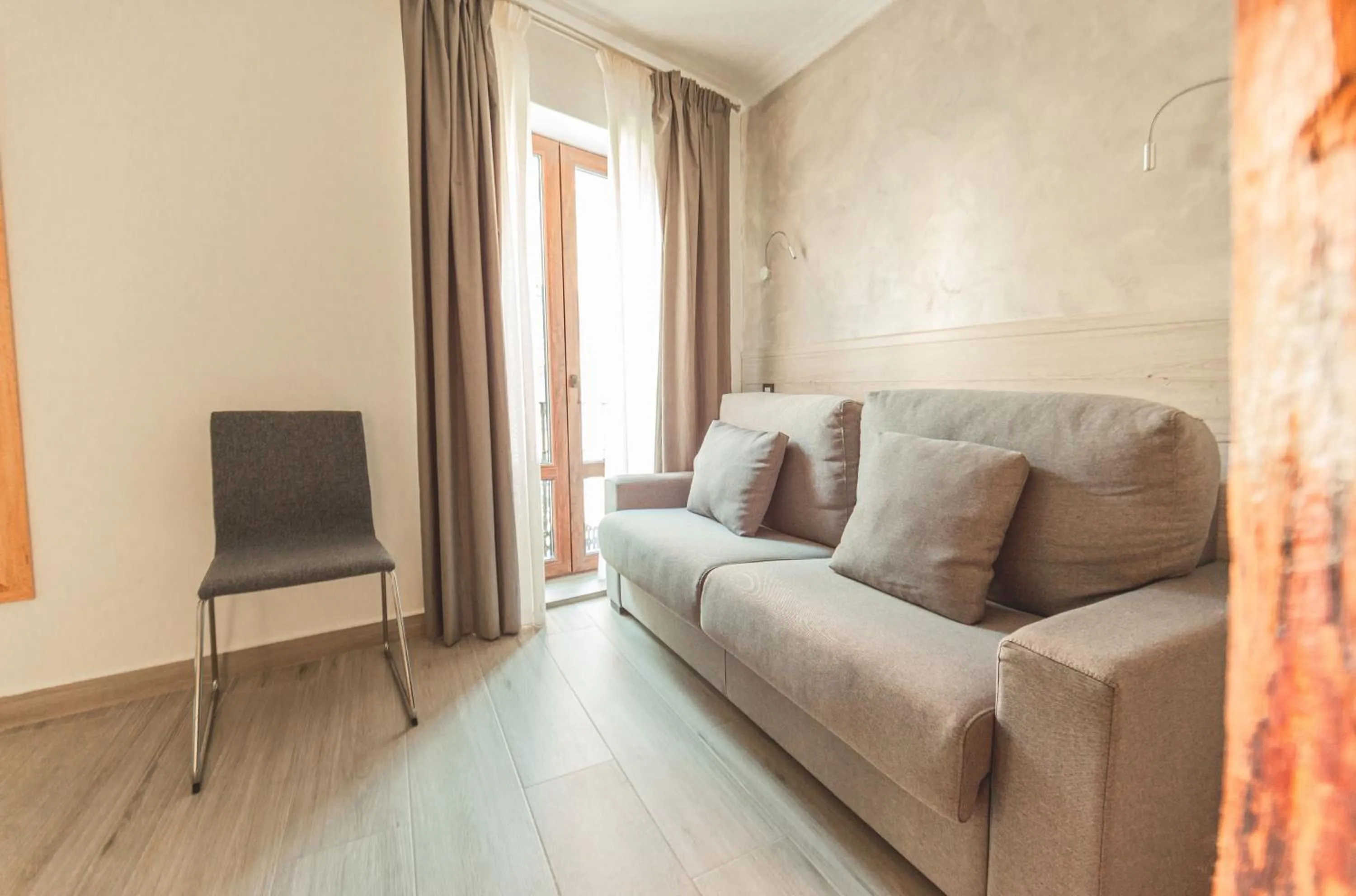 Living room in Atocha28