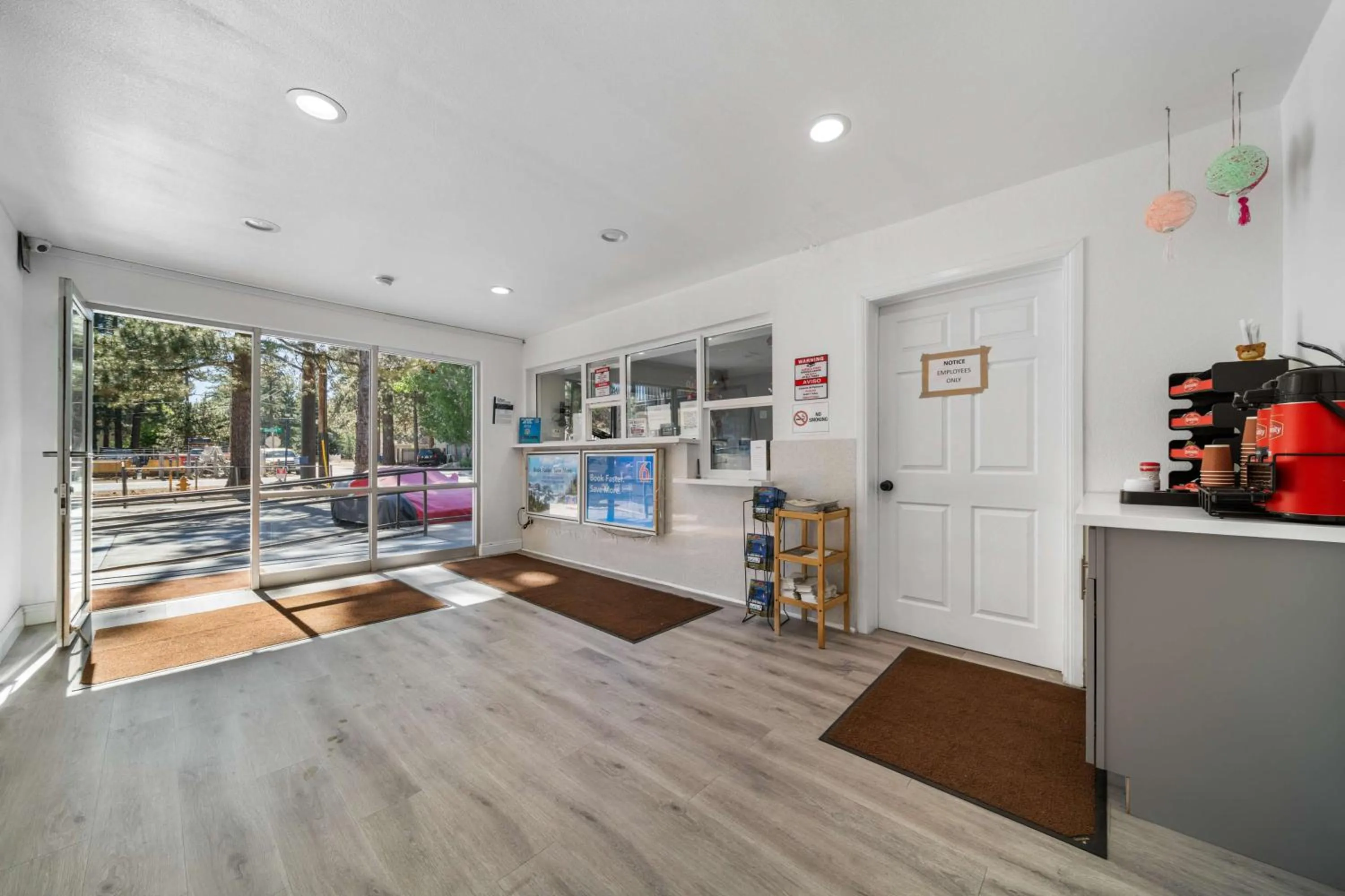 Lobby or reception in Motel 6-Big Bear Lake, CA