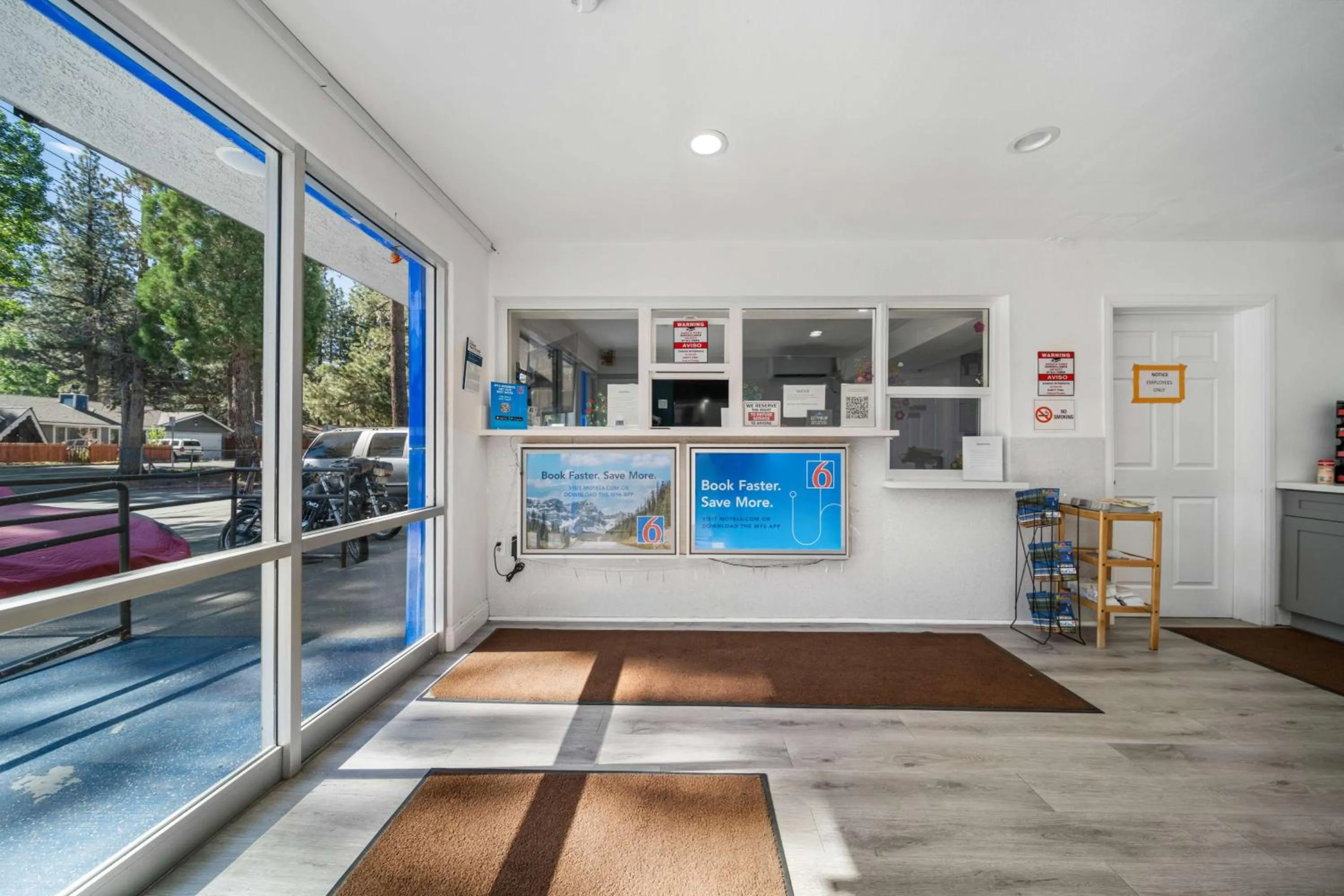 Lobby or reception in Motel 6-Big Bear Lake, CA