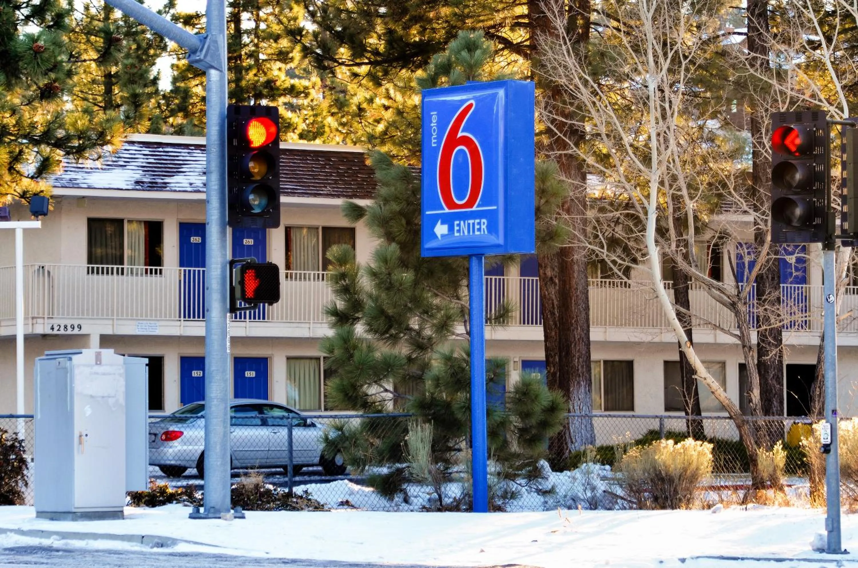 Facade/entrance in Motel 6-Big Bear Lake, CA