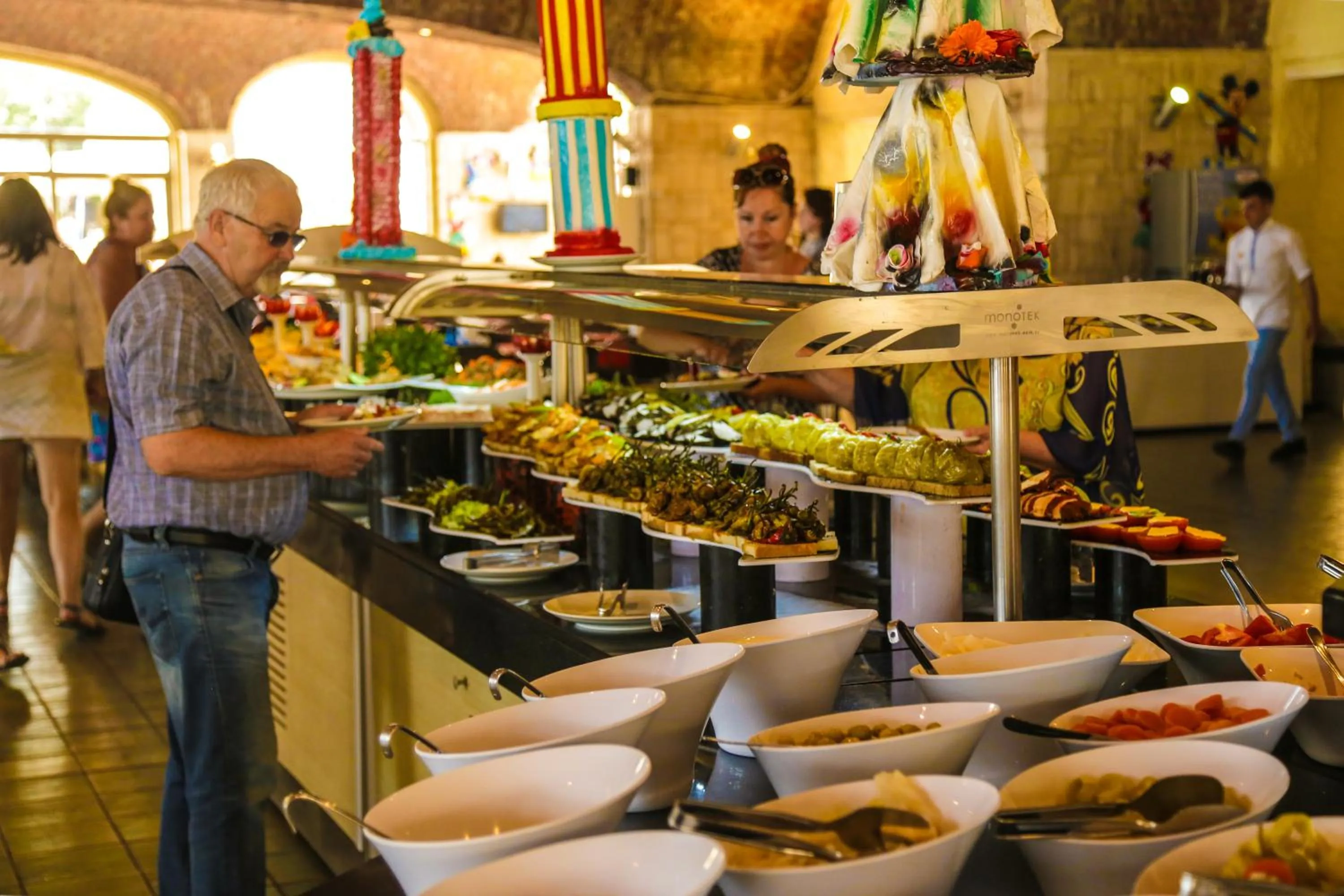 Restaurant/places to eat in Fortezza Beach Resort