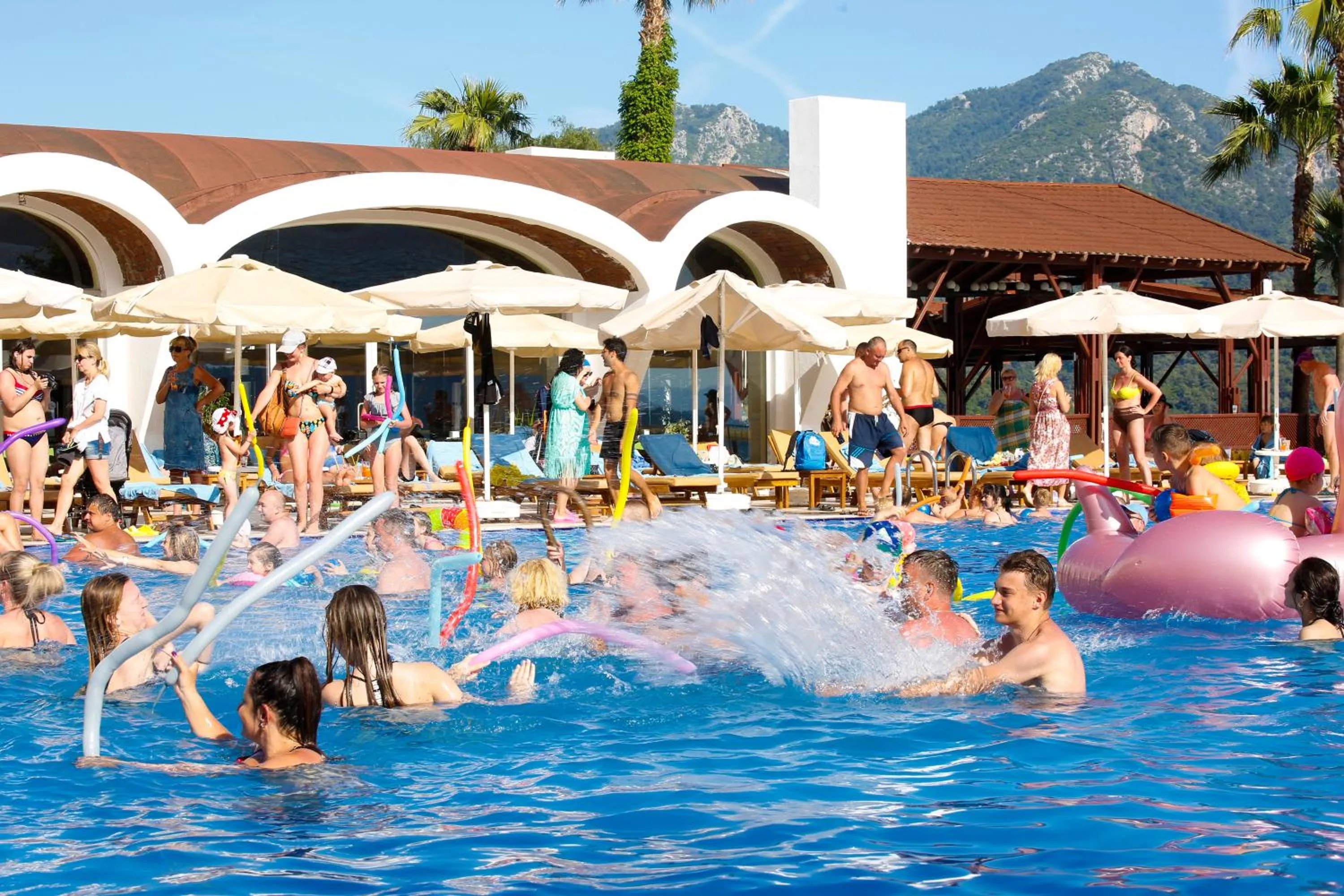 Pool view in Fortezza Beach Resort