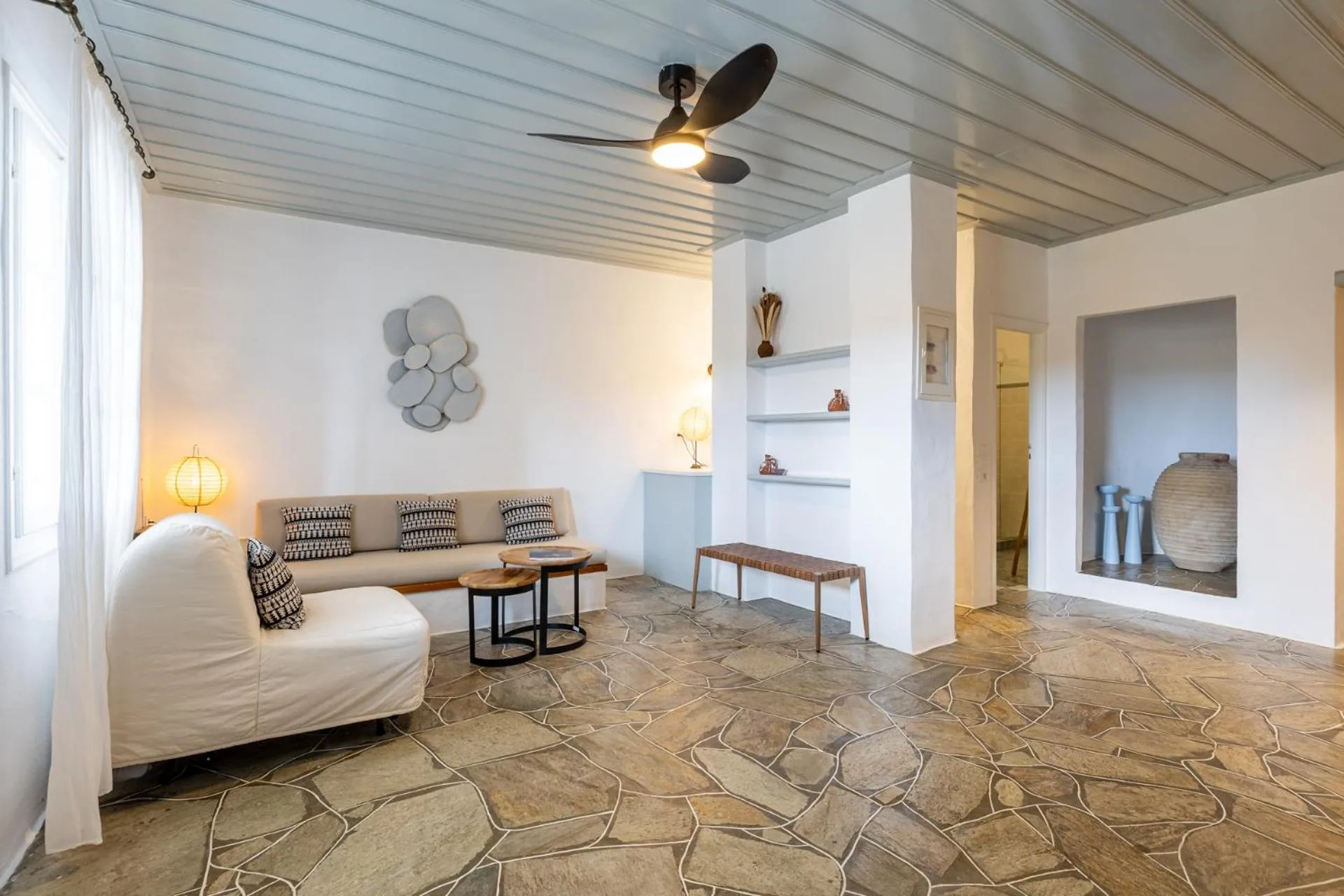 Living room in Lighthouse Hotel