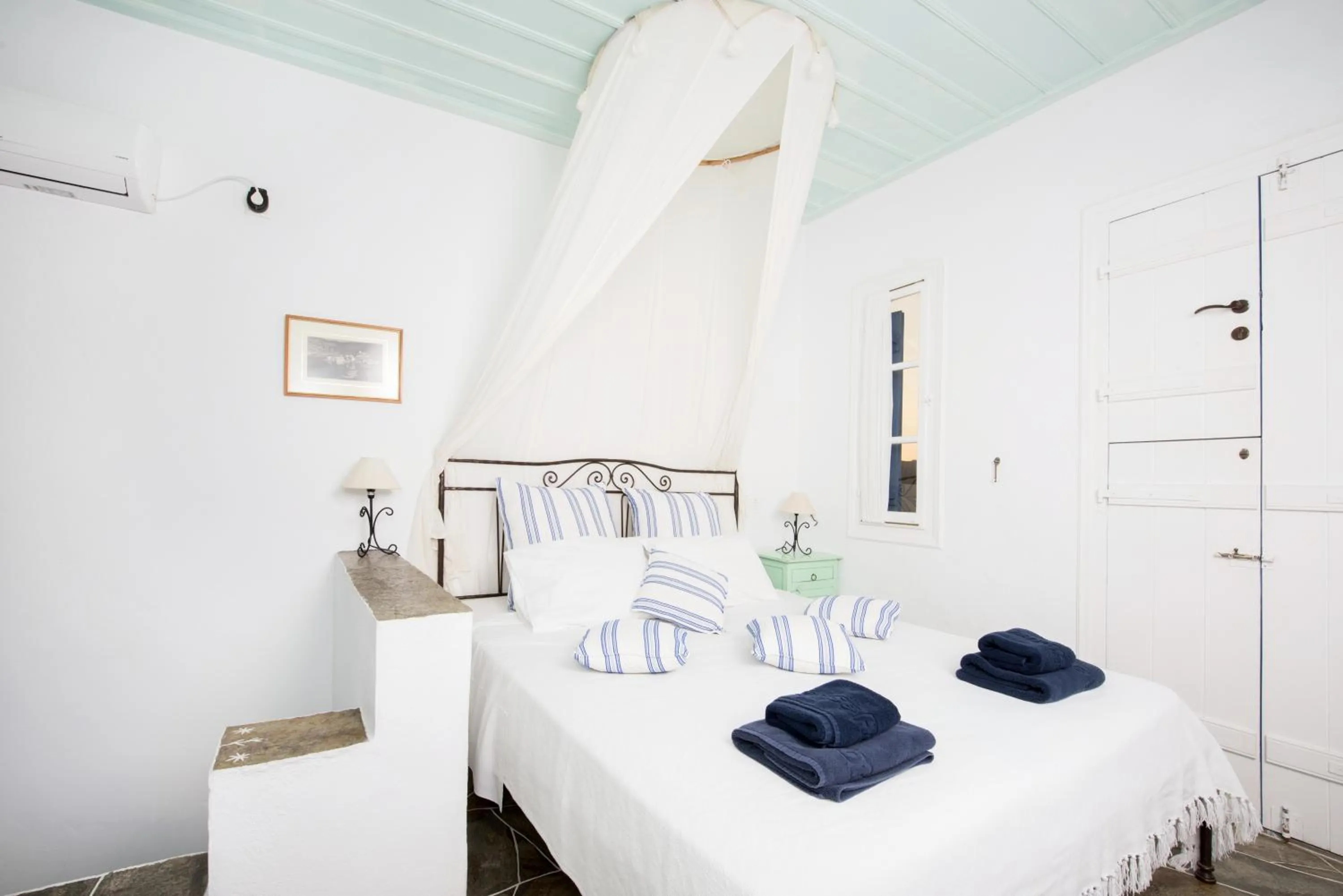 Small Studio with Sea View in Lighthouse Hotel
