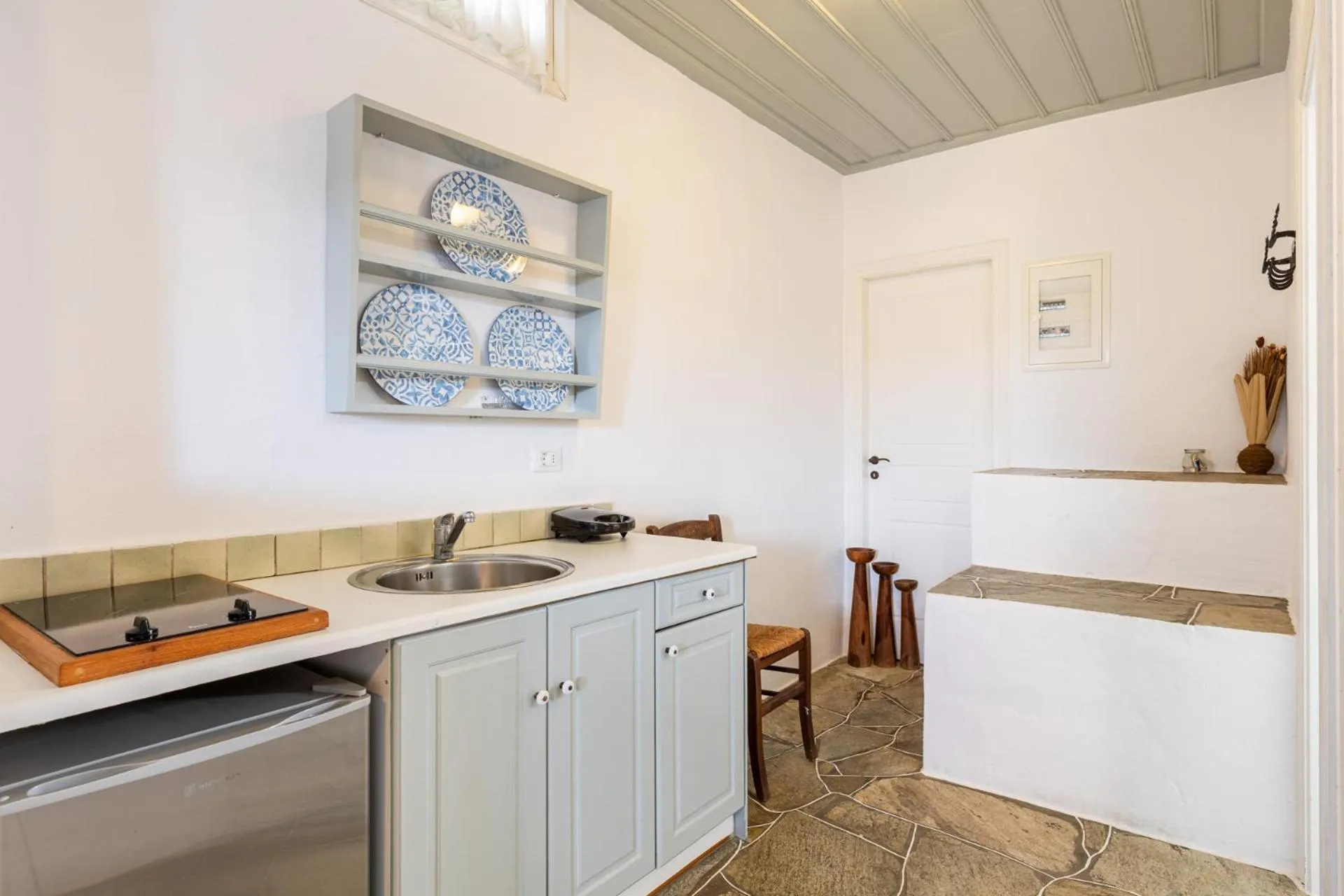 Kitchen or kitchenette in Lighthouse Hotel