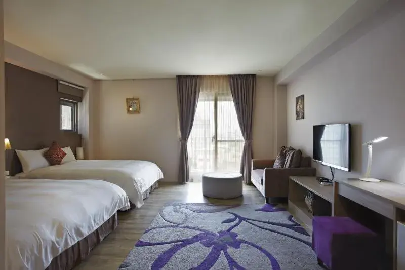 Bed in Micasa Hotel Bed in Micasa Hotel