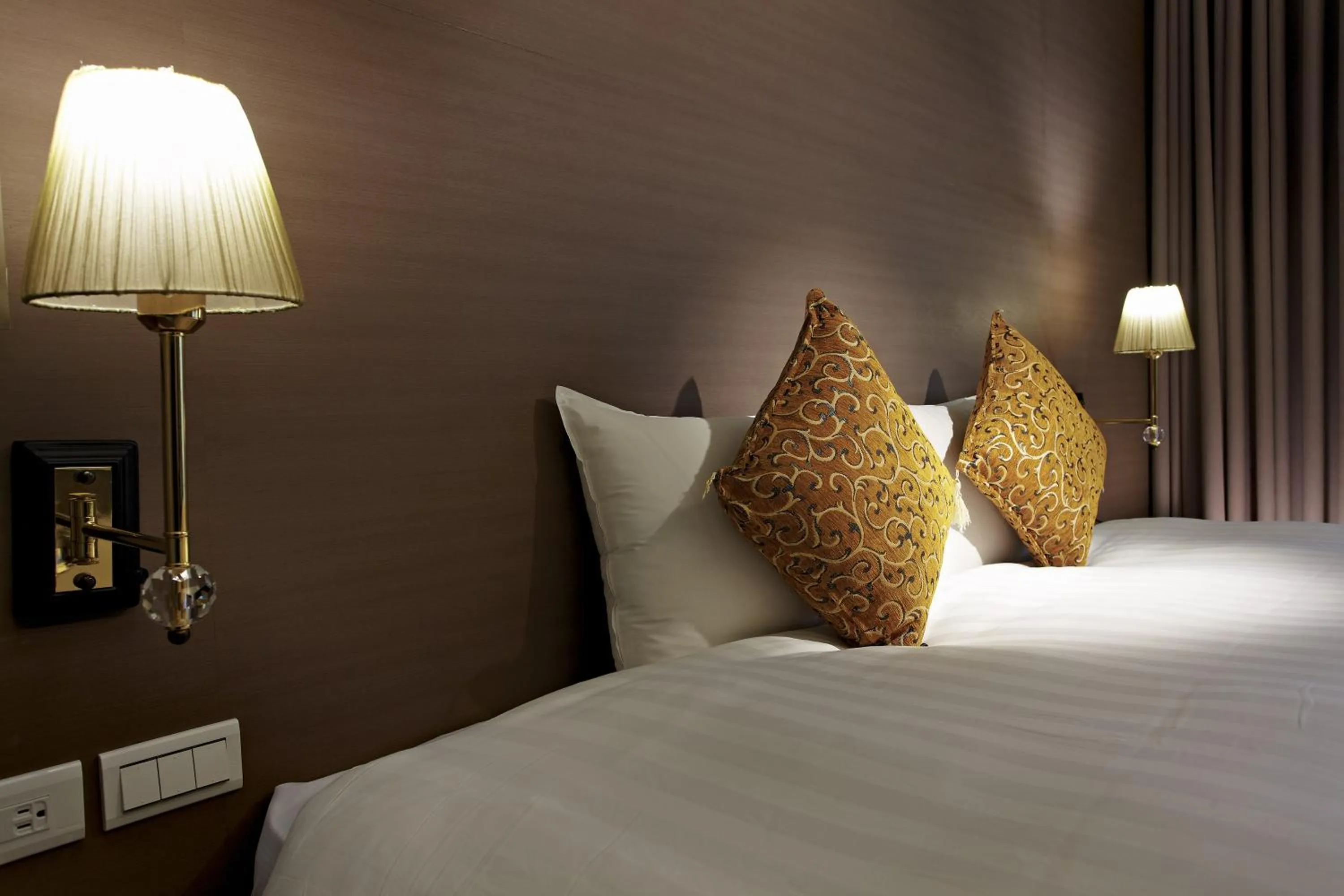 Bedroom, Bed in Micasa Hotel