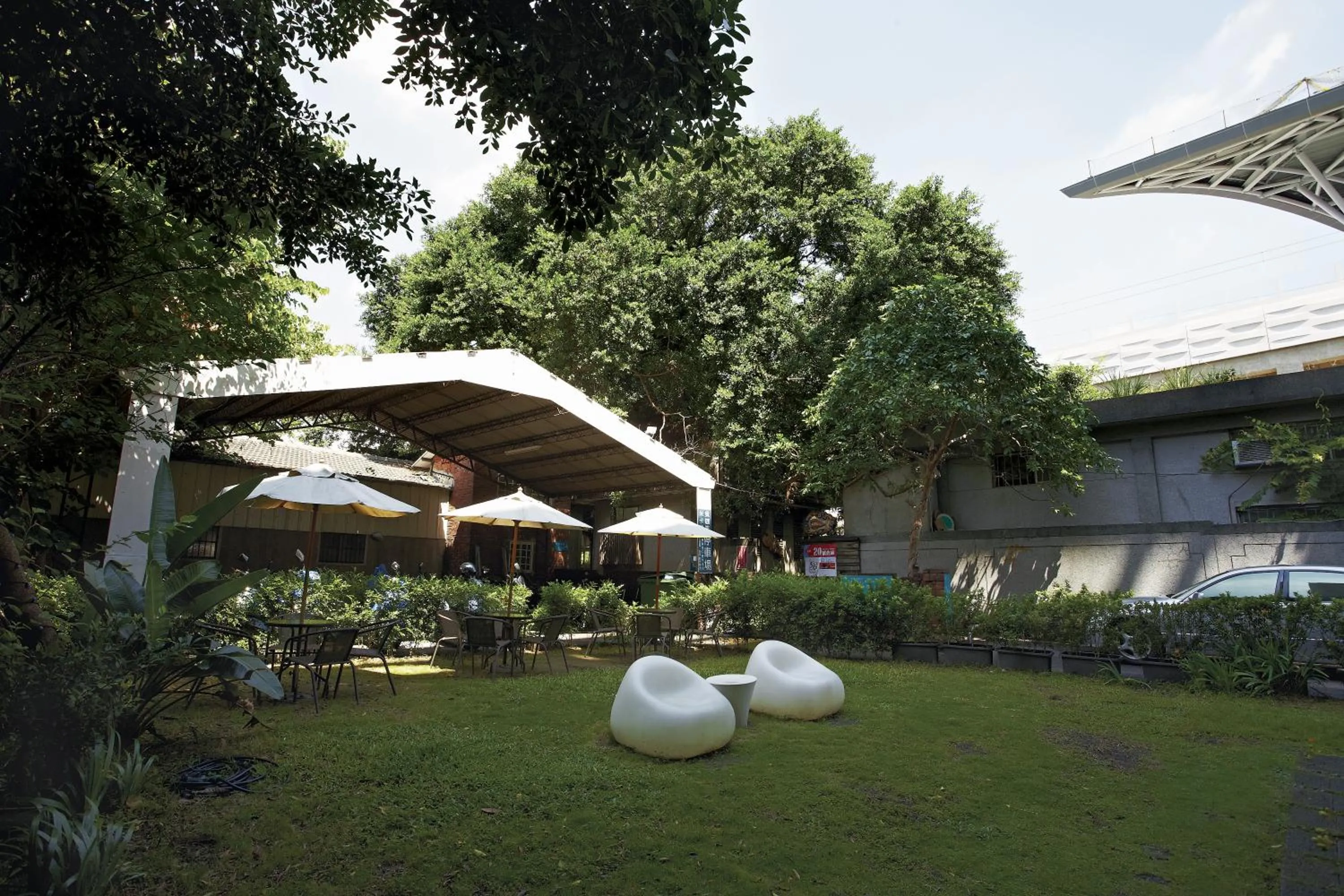 Garden view in Micasa Hotel