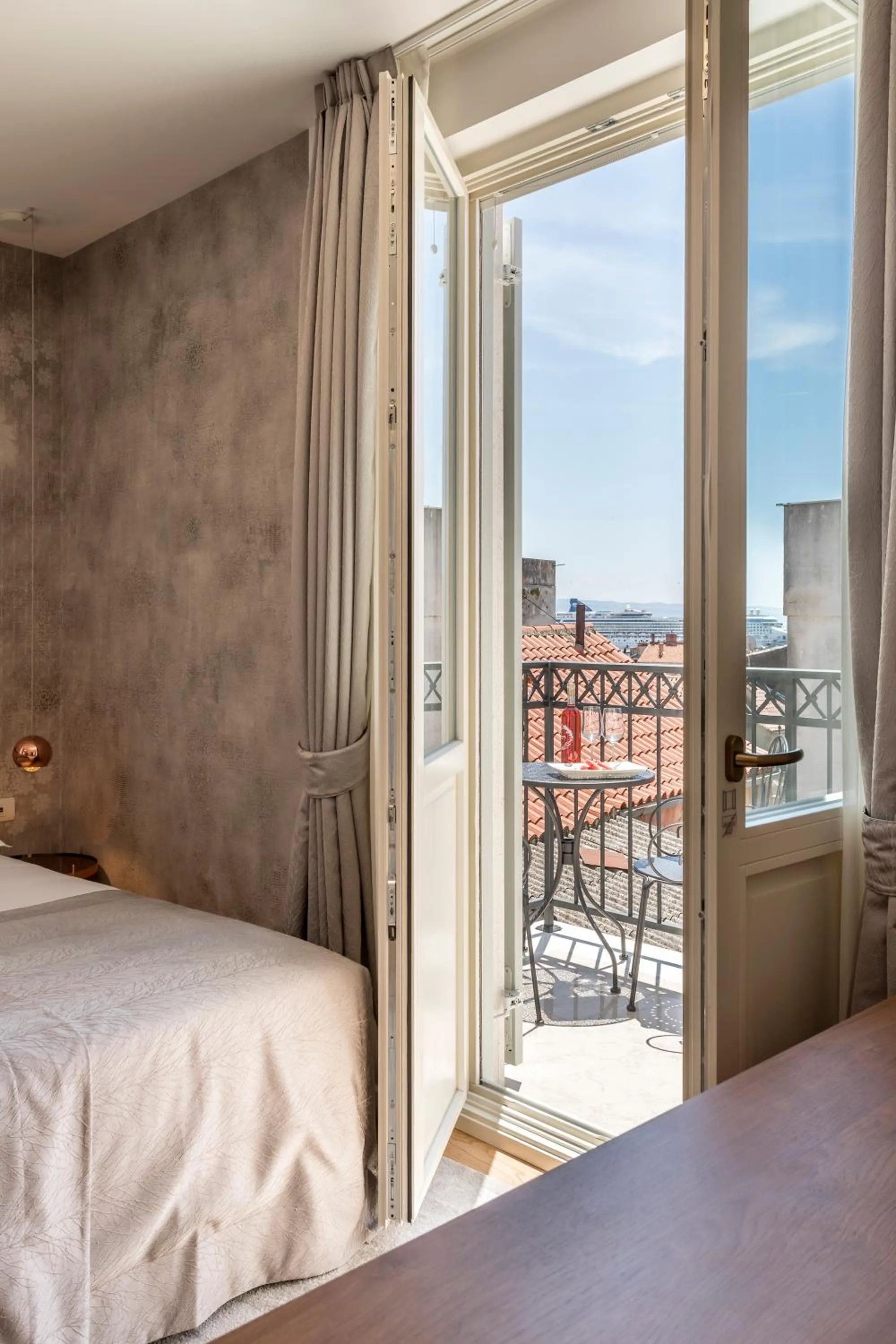 Balcony/Terrace, Bed in Residence Stine