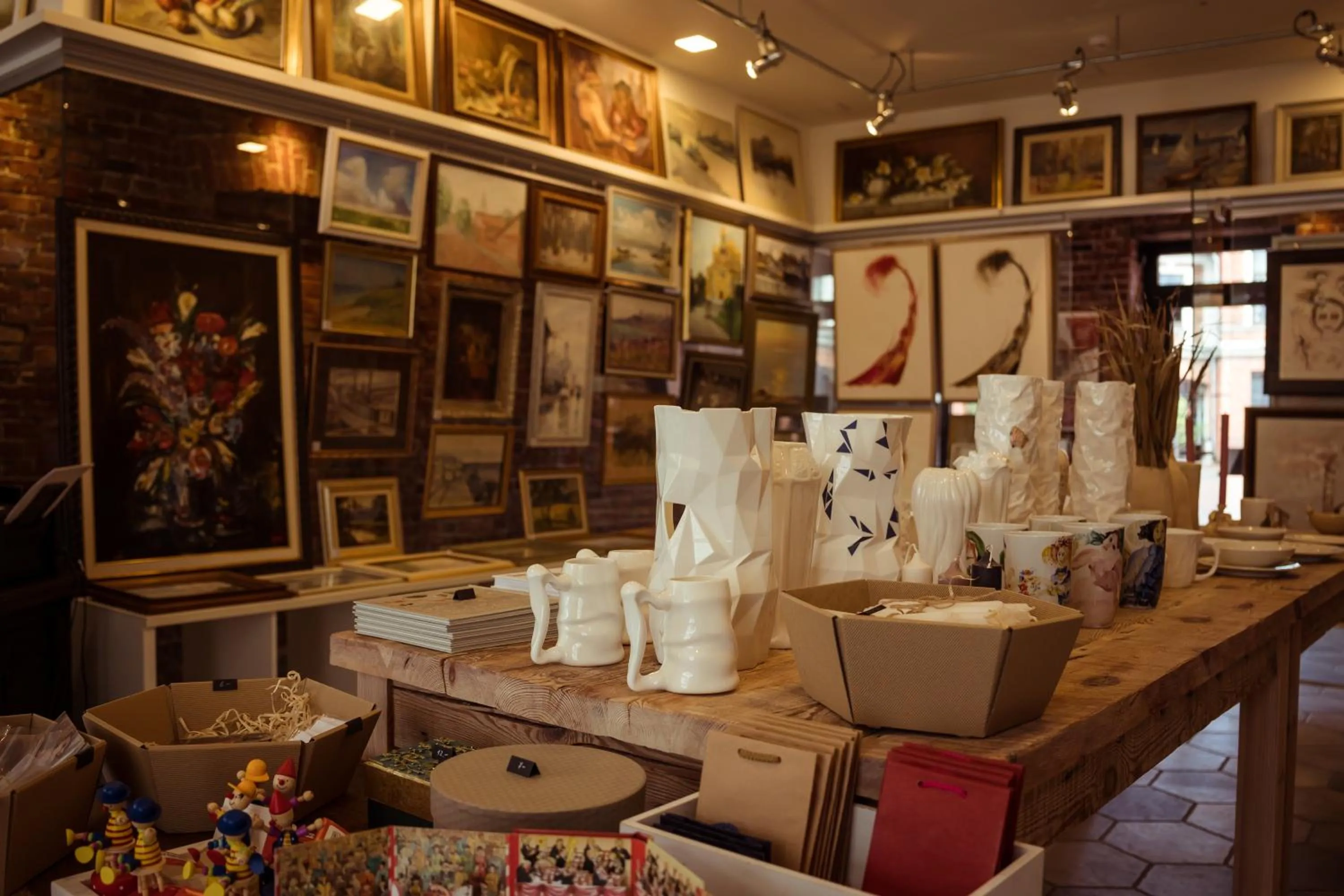 On-site shops in Art Hotel Roma