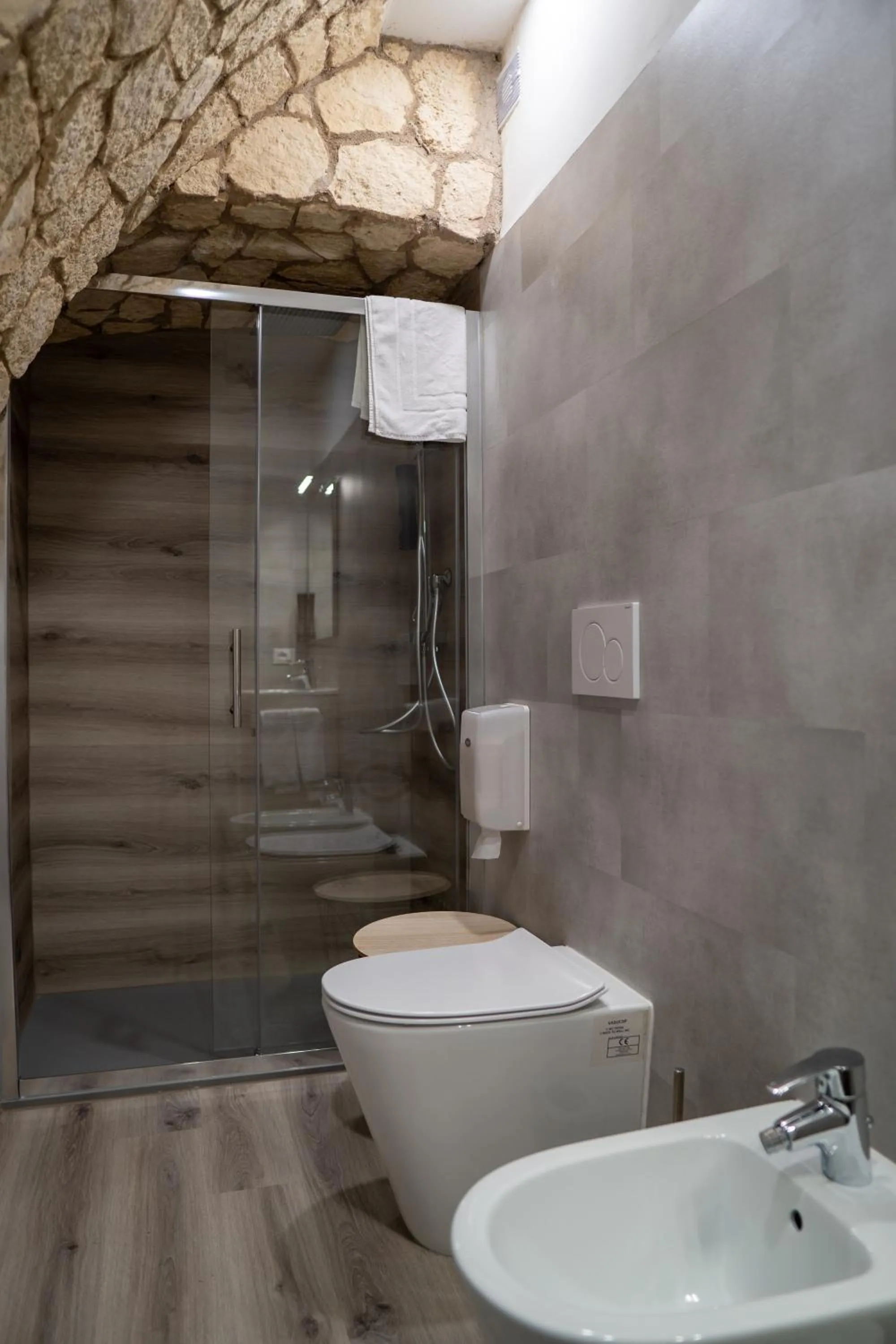 Bathroom in Casa Canarino