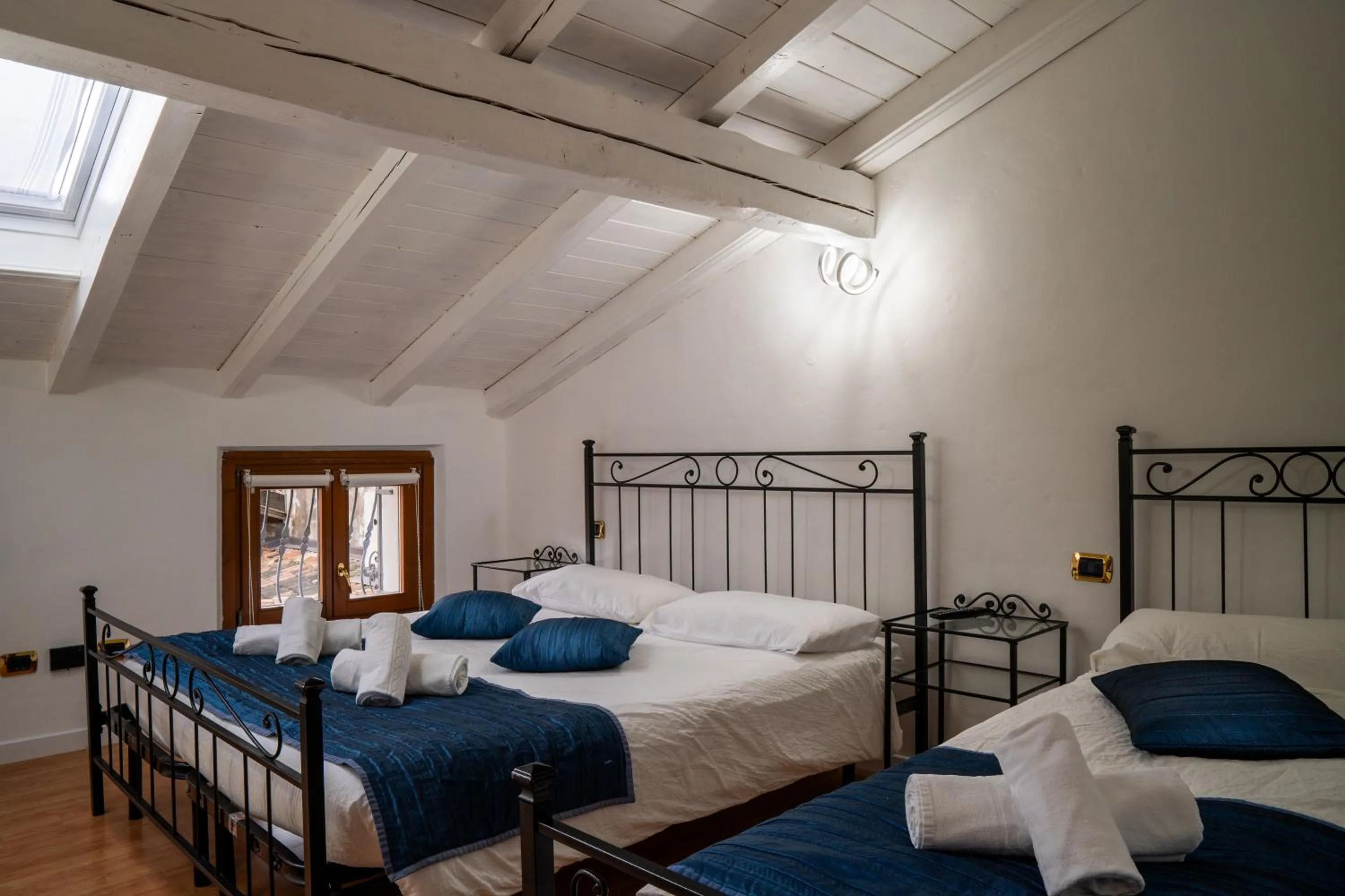 Bedroom, Bed in Casa Canarino