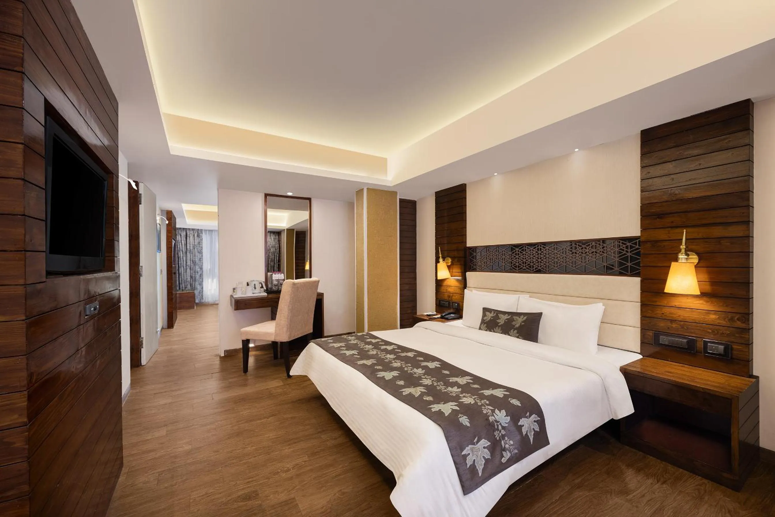 Bedroom, Bed in Golden Tulip Srinagar