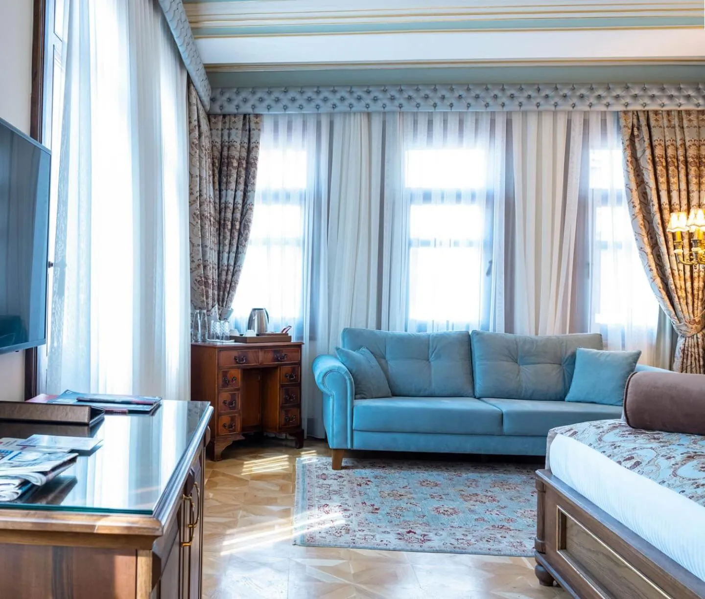 Photo of the whole room in Ortaköy Hotel