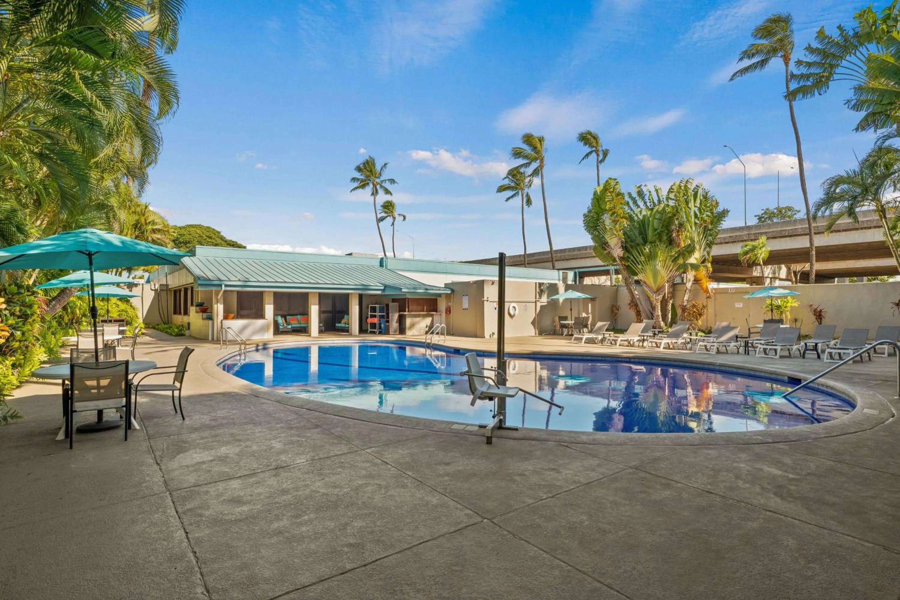 Pool view in Airport Honolulu Hotel, Trademark Collection by Wyndham