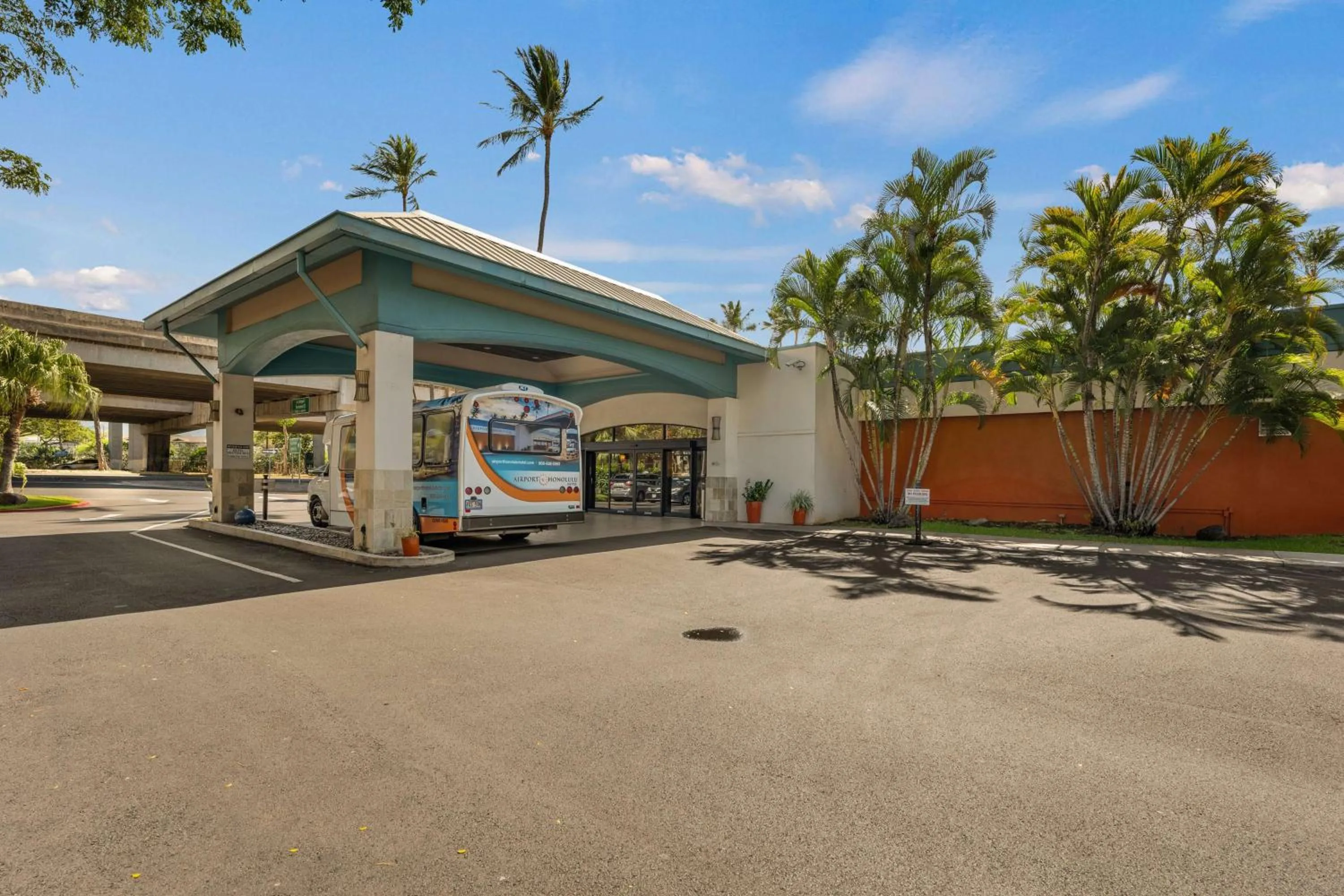 Property building in Airport Honolulu Hotel, Trademark Collection by Wyndham