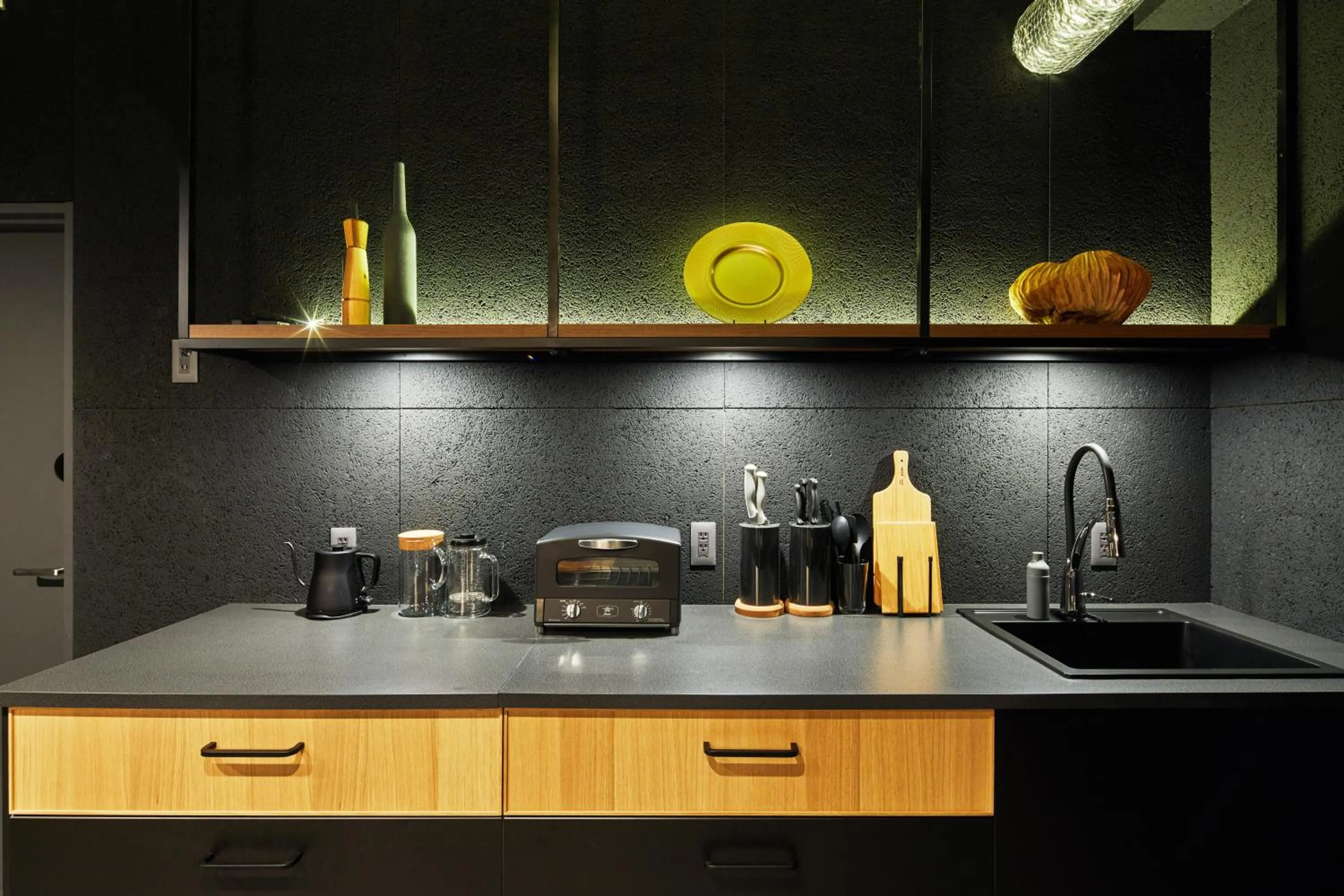 Communal kitchen in ZONK HOTEL Nakasu-Deaibashi