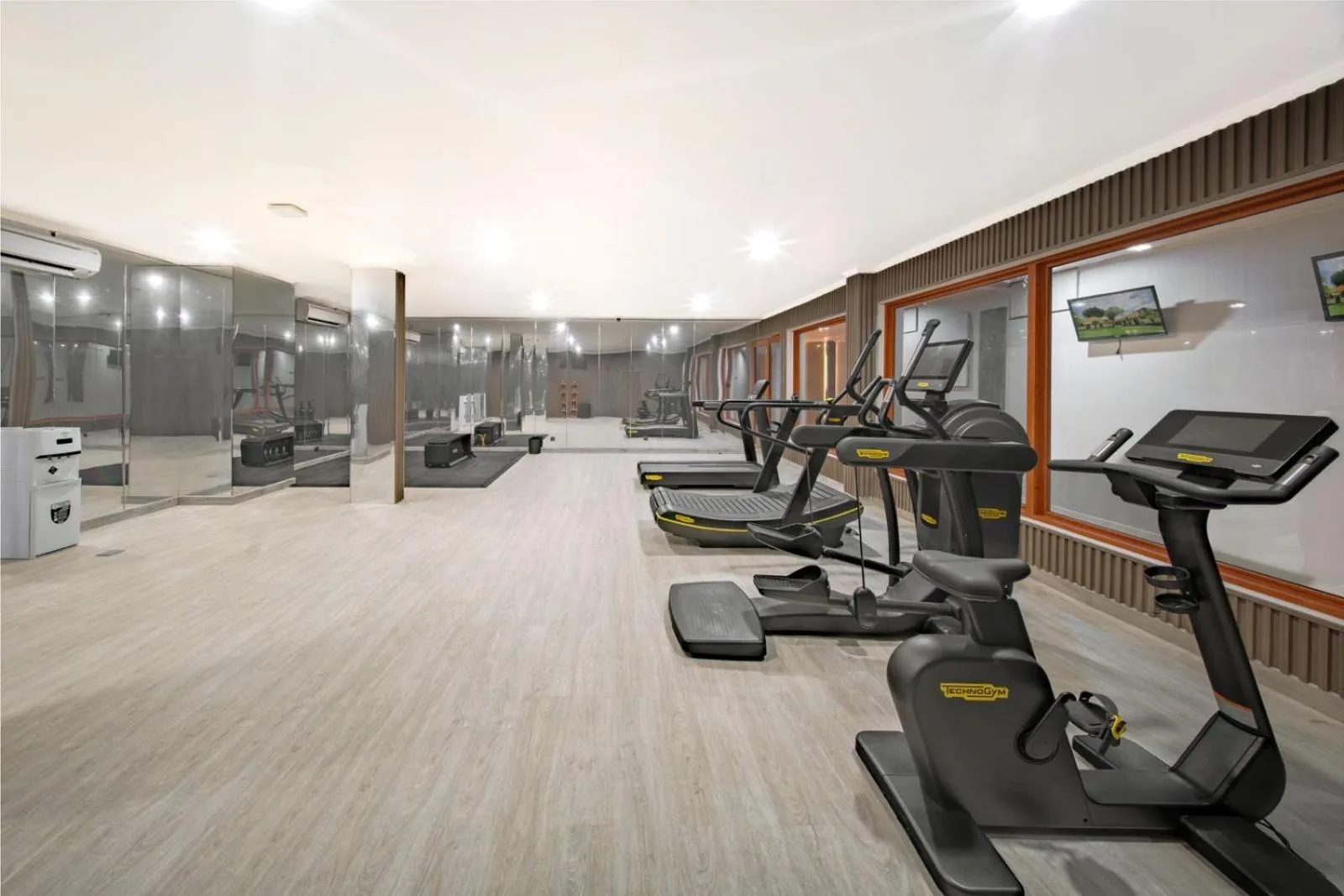 Fitness centre/facilities in Grand Istana Rama Hotel