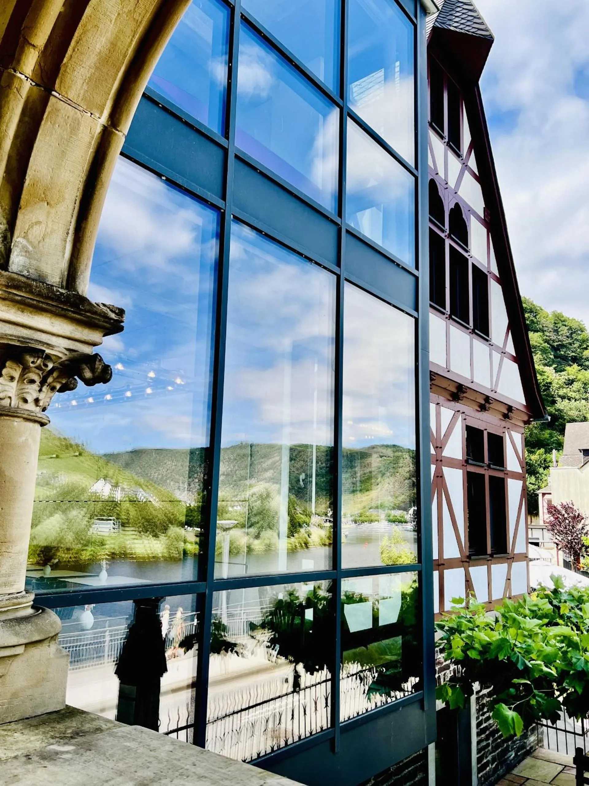 Property building in Hotel Villa Vie Cochem