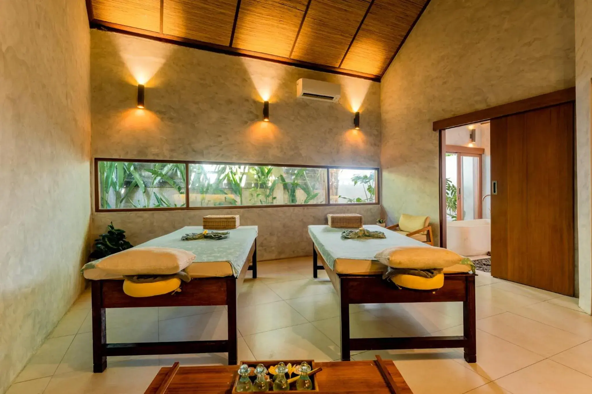 Spa and wellness centre/facilities, Bed in Sri Phala Resort & Villa Spa and wellness centre/facilities, Bed in Sri Phala Resort & Villa