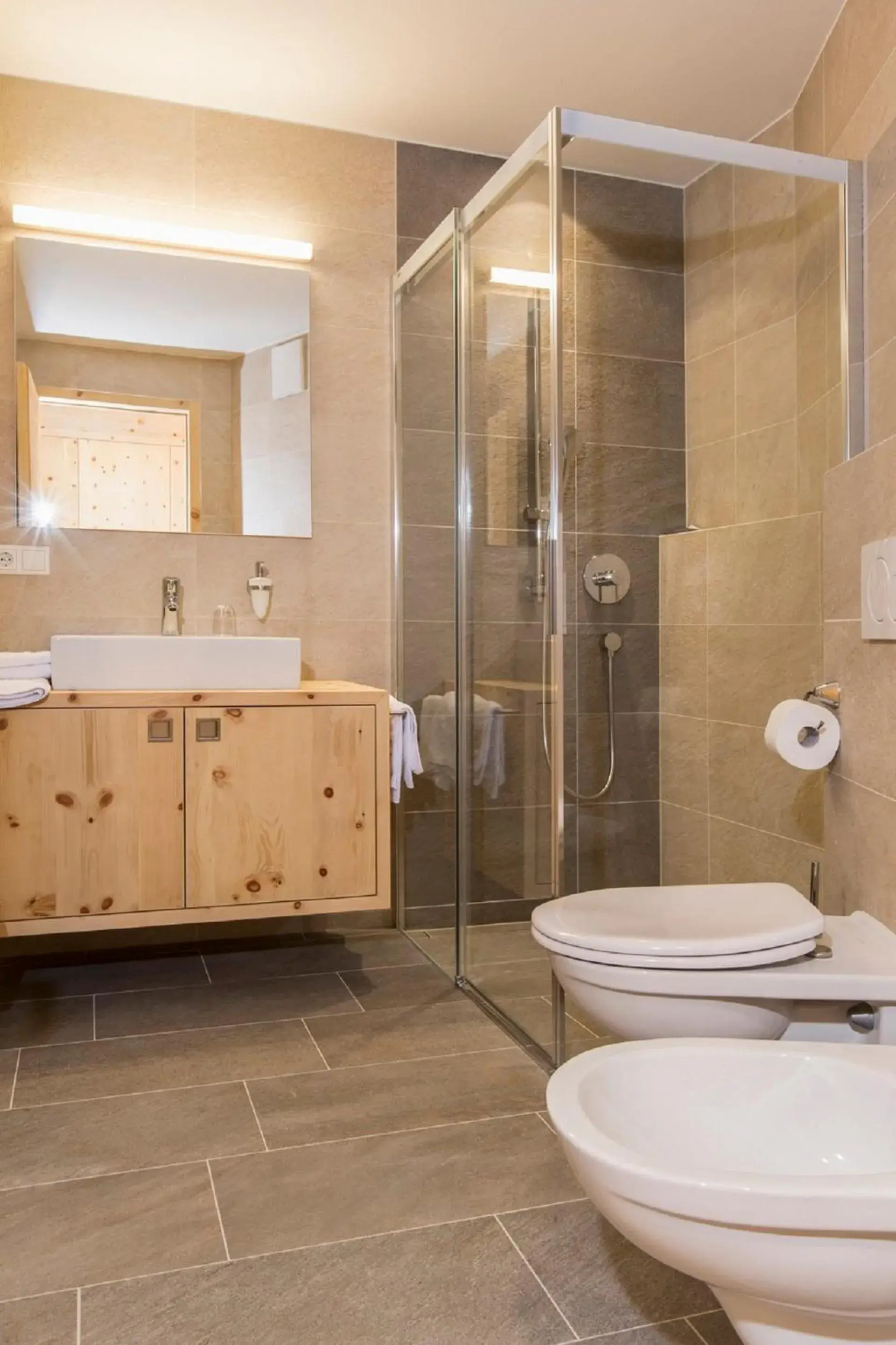 Deluxe Double Room with Balcony in Hotel Schoenblick Deluxe Double Room with Balcony in Hotel Schoenblick