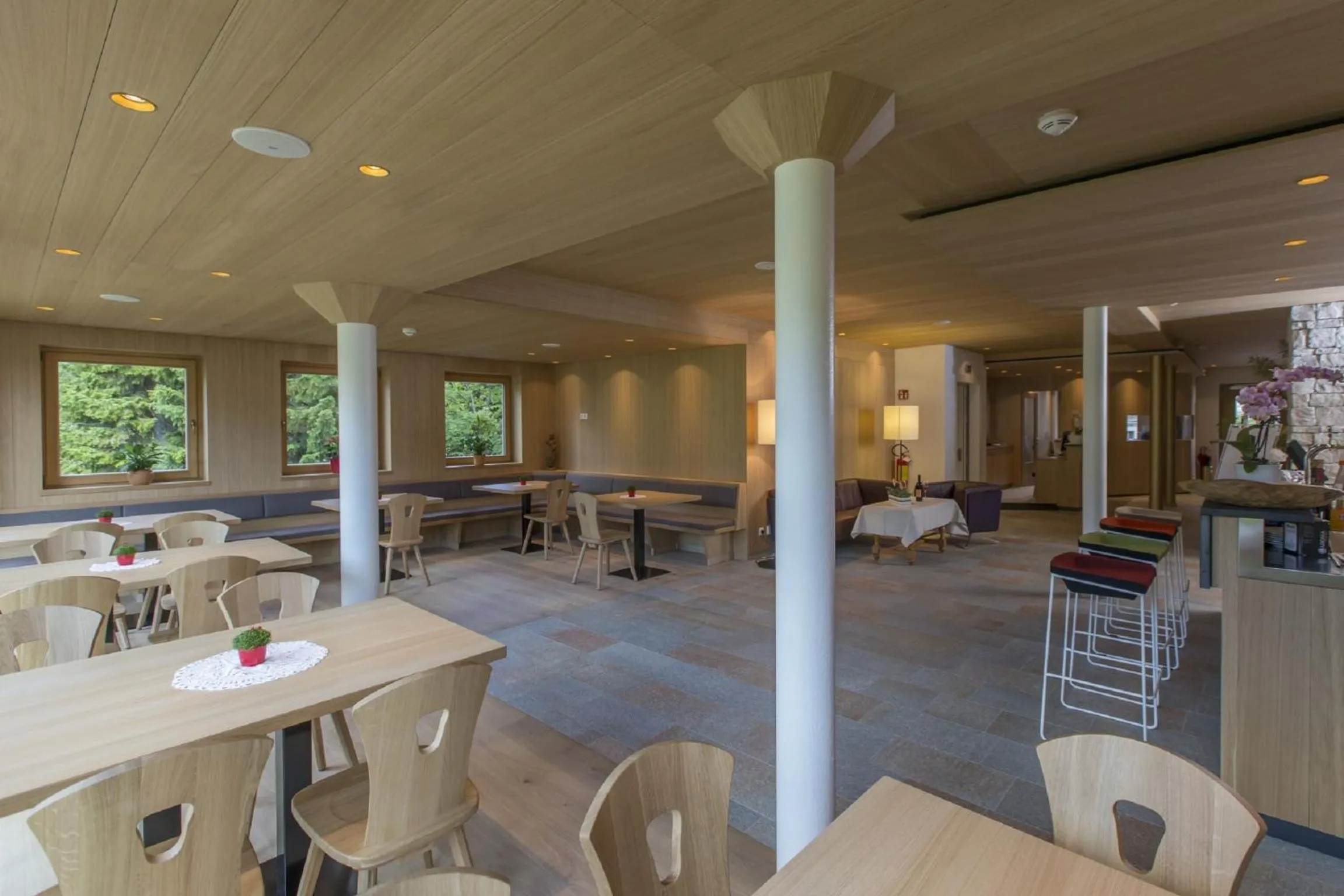 Lounge or bar in Hotel Schoenblick