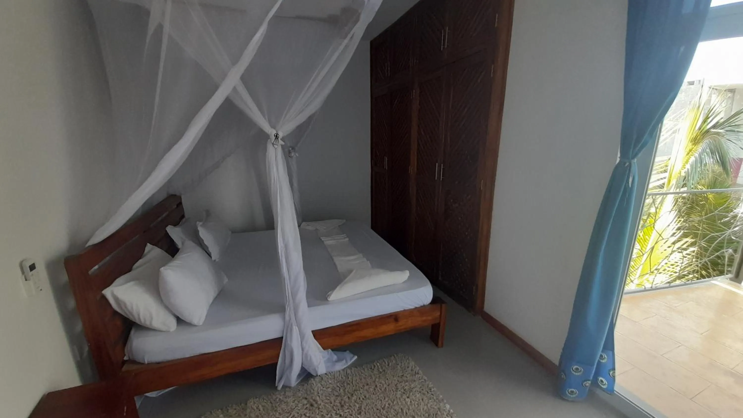 Bedroom, Bed in Aqua Resort