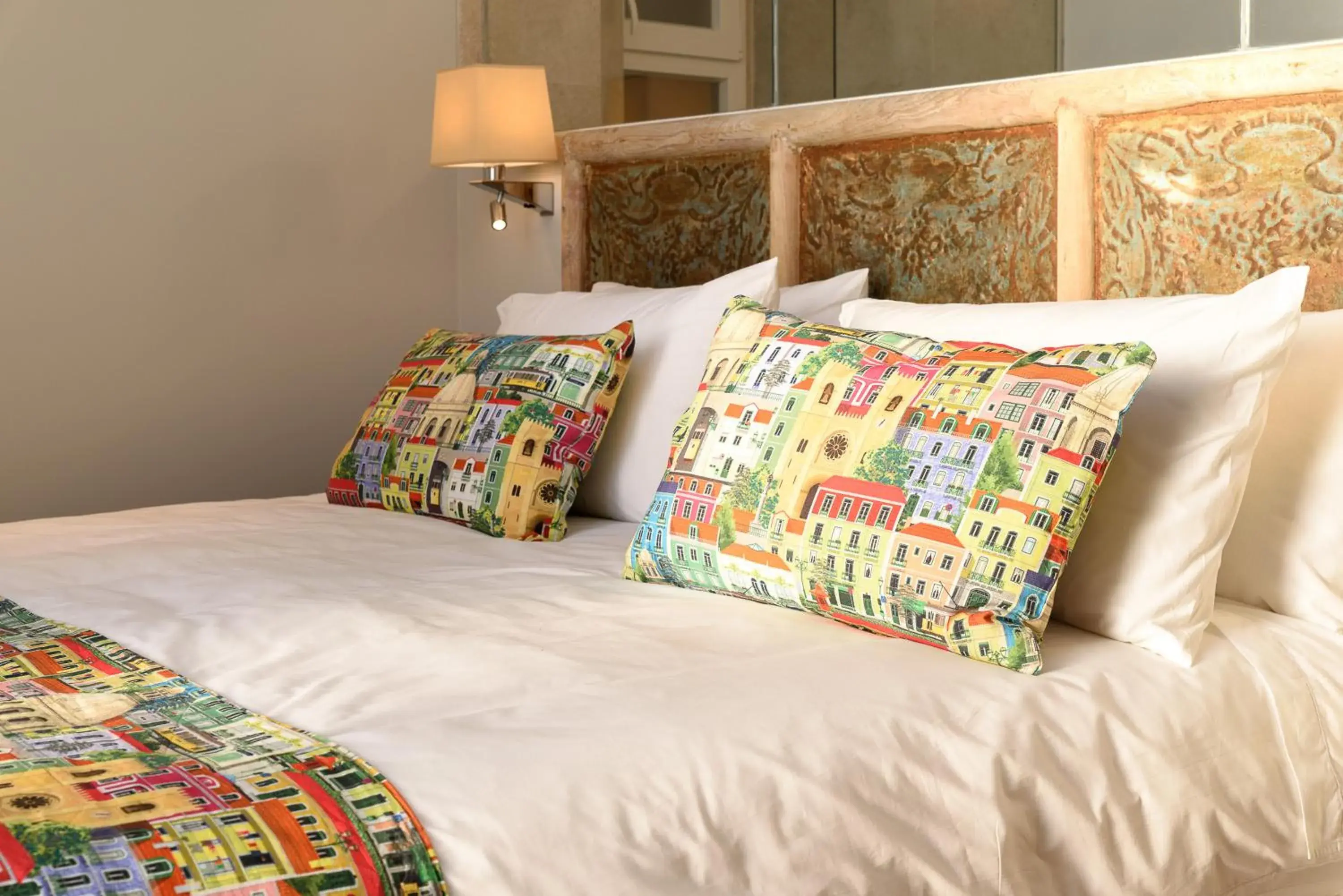 Bed in Sitio dos Cavaleiros Daily Serviced Apartments Bed in Sitio dos Cavaleiros Daily Serviced Apartments