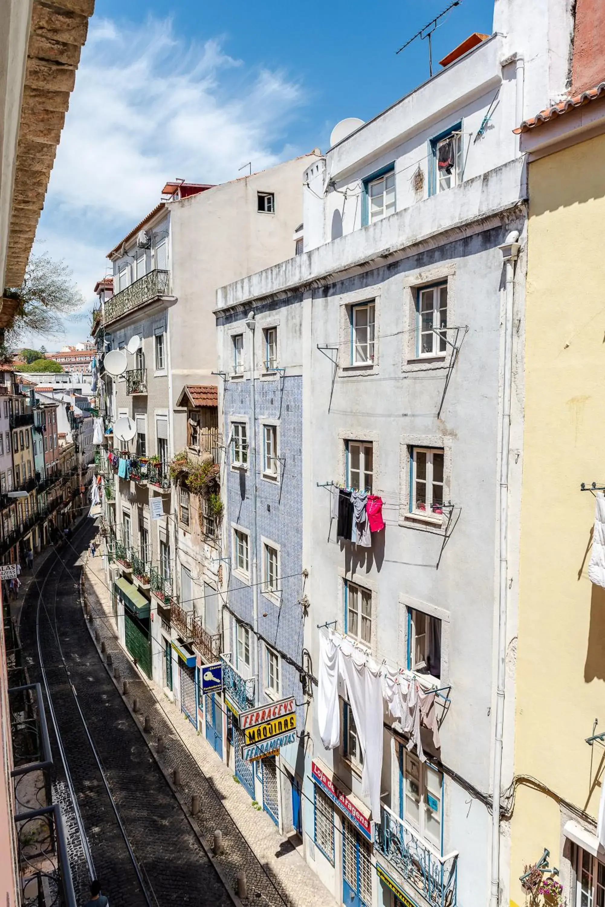 Property building in Sitio dos Cavaleiros Daily Serviced Apartments Property building in Sitio dos Cavaleiros Daily Serviced Apartments