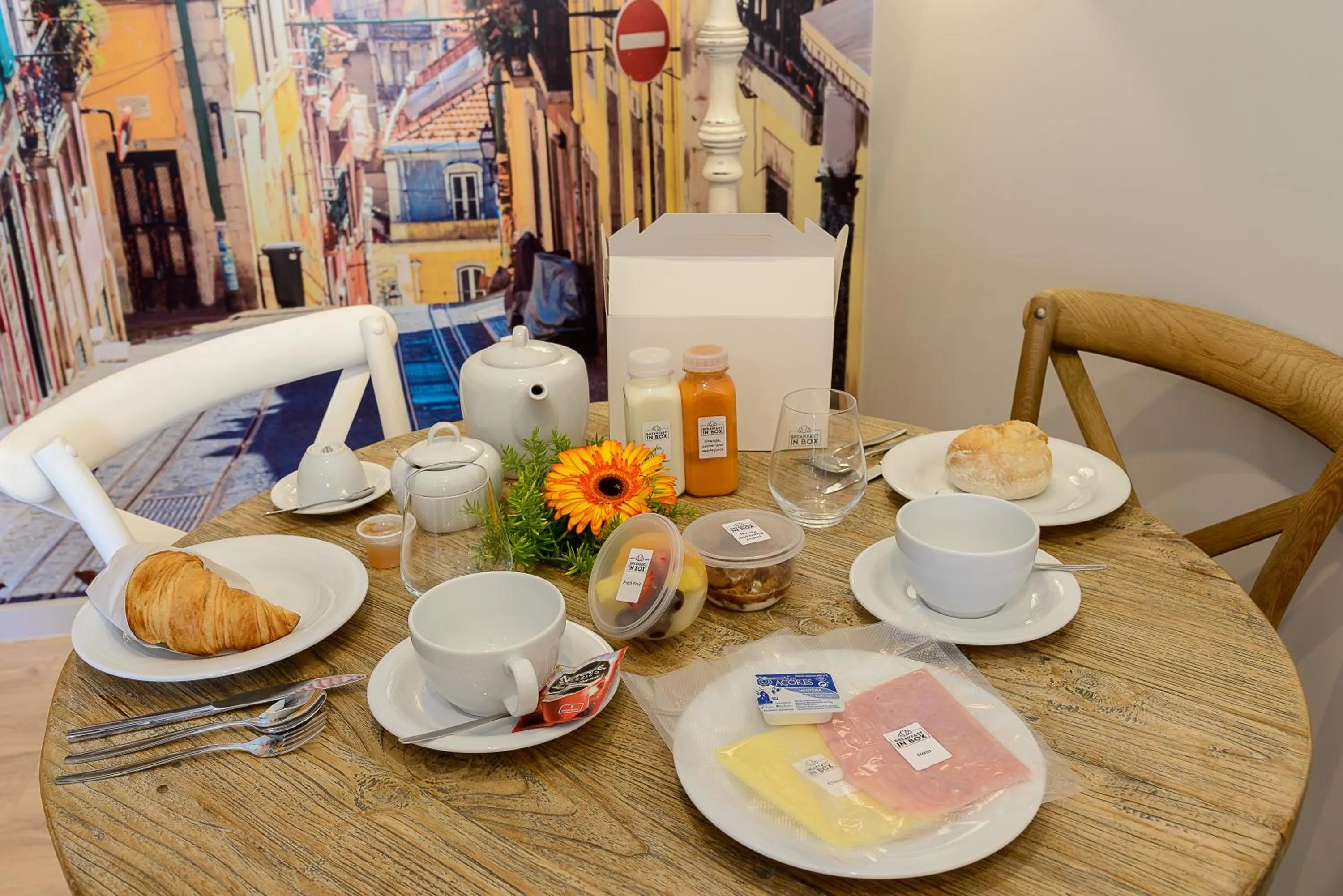 Breakfast in Sitio dos Cavaleiros Daily Serviced Apartments