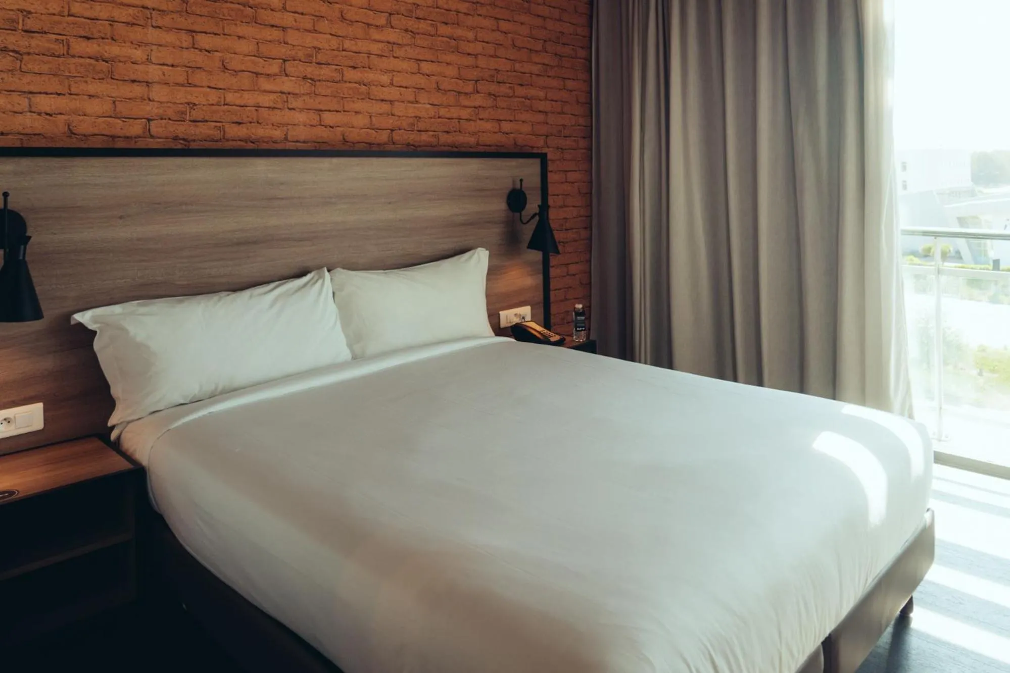 Bedroom, Bed in ONOMO Airport Casablanca