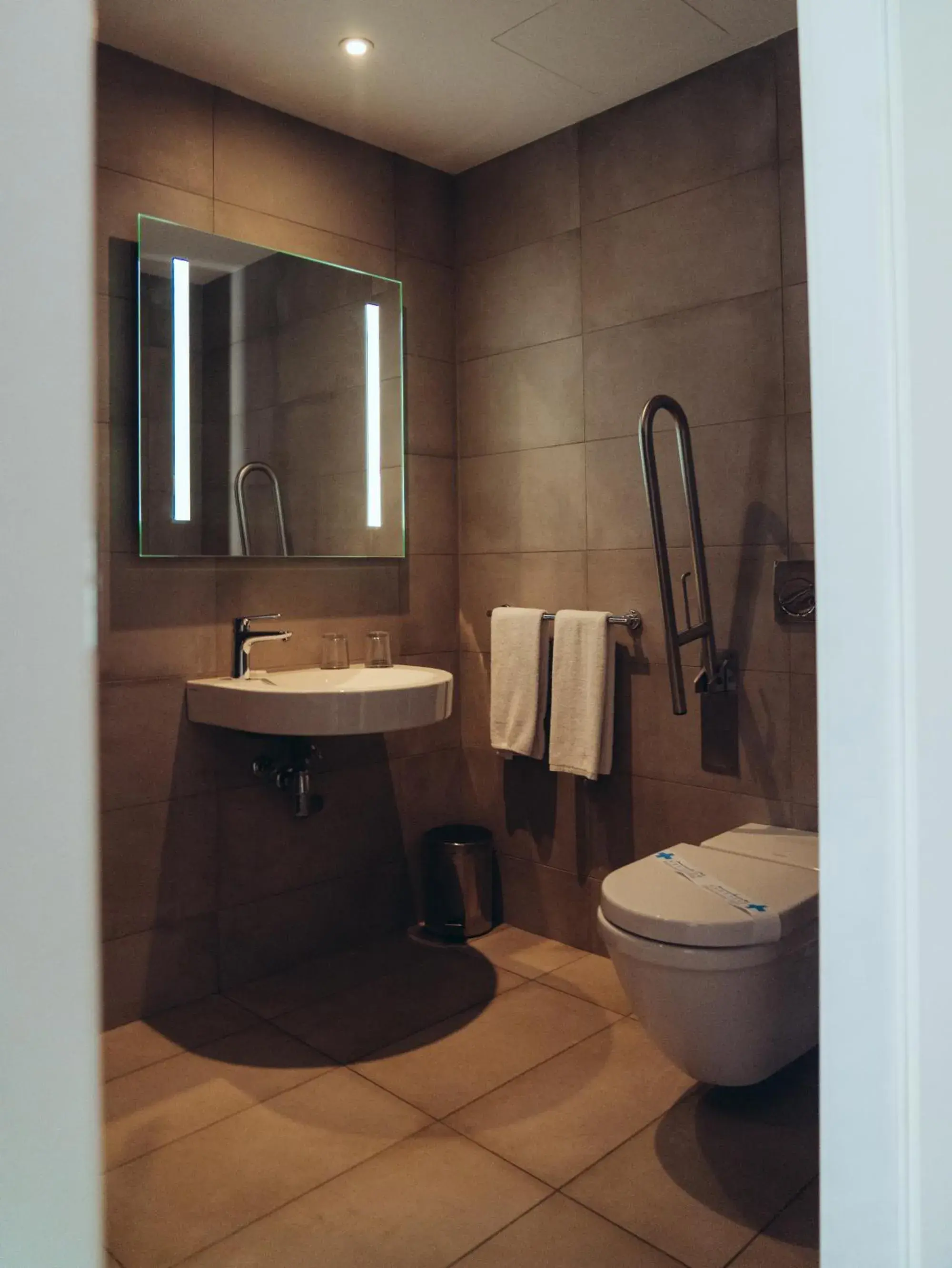 Bathroom in ONOMO Airport Casablanca Bathroom in ONOMO Airport Casablanca