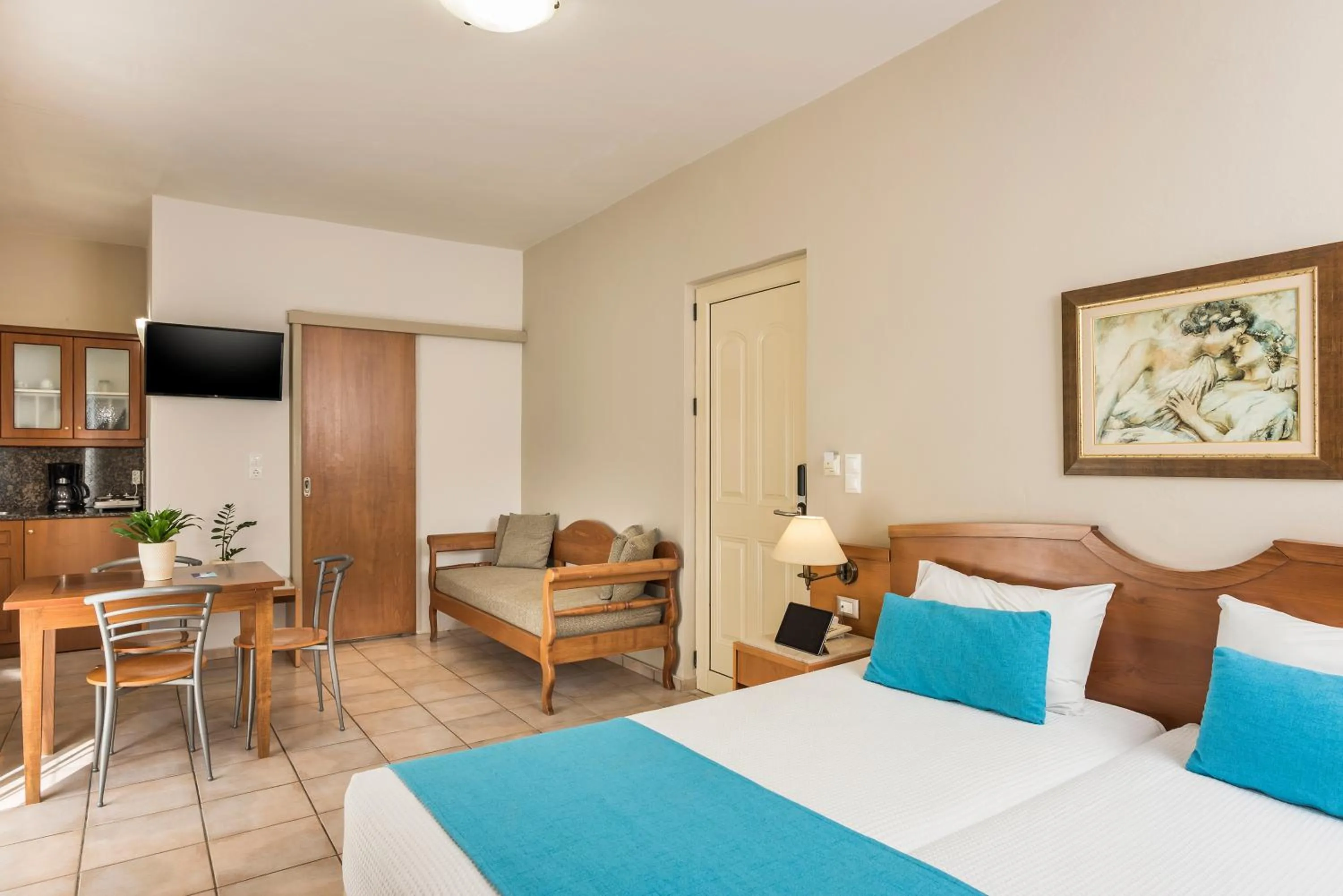 Bedroom, Bed in Elotis Suites