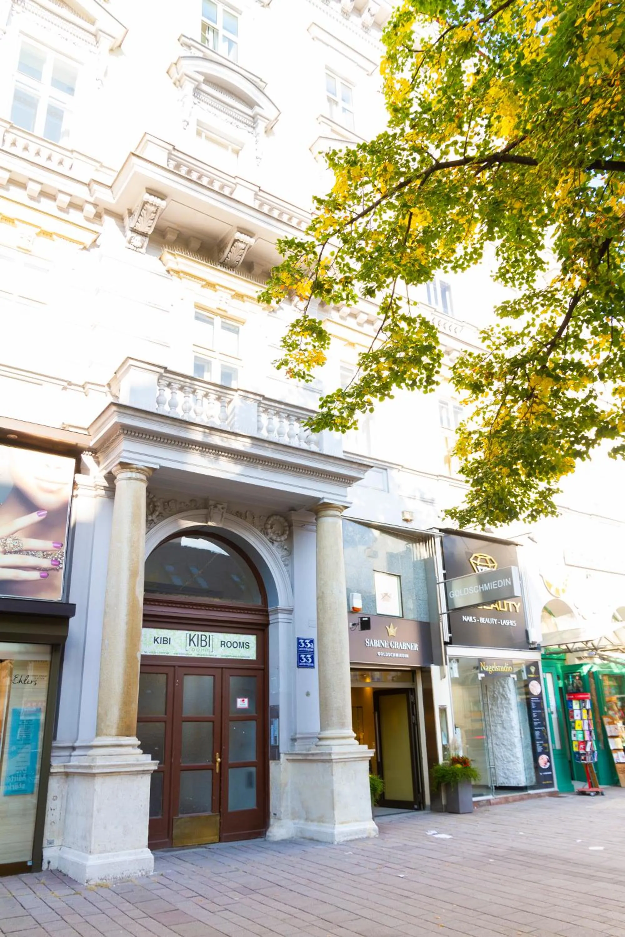 KIBI Rooms self check-in