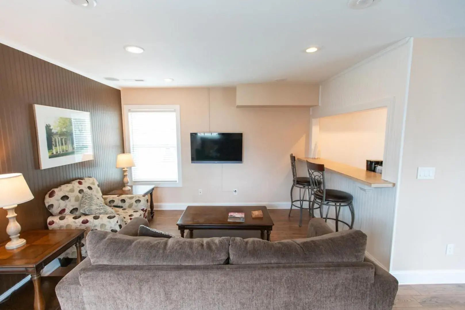 One-Bedroom Apartment in Howard's Creek Inn One-Bedroom Apartment in Howard's Creek Inn