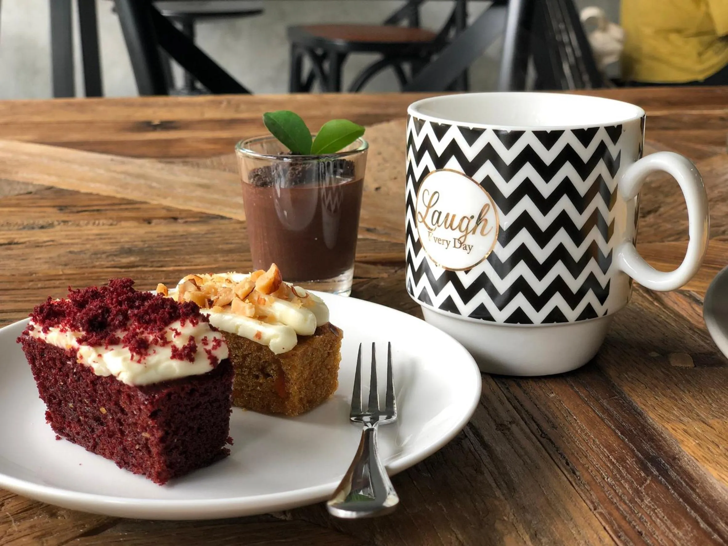 Goodnight Poshtel + Free Netflix