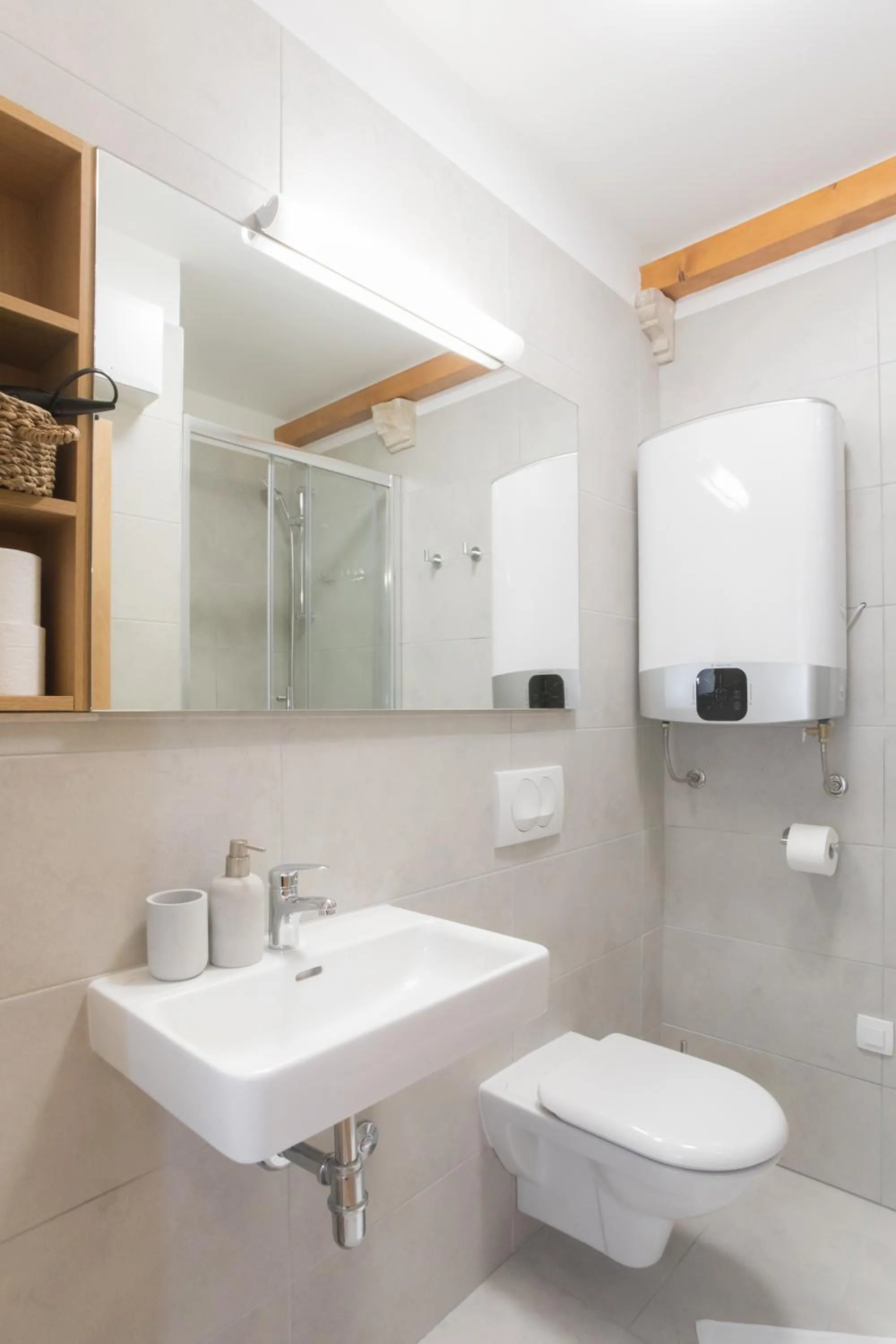 Rooms Kala