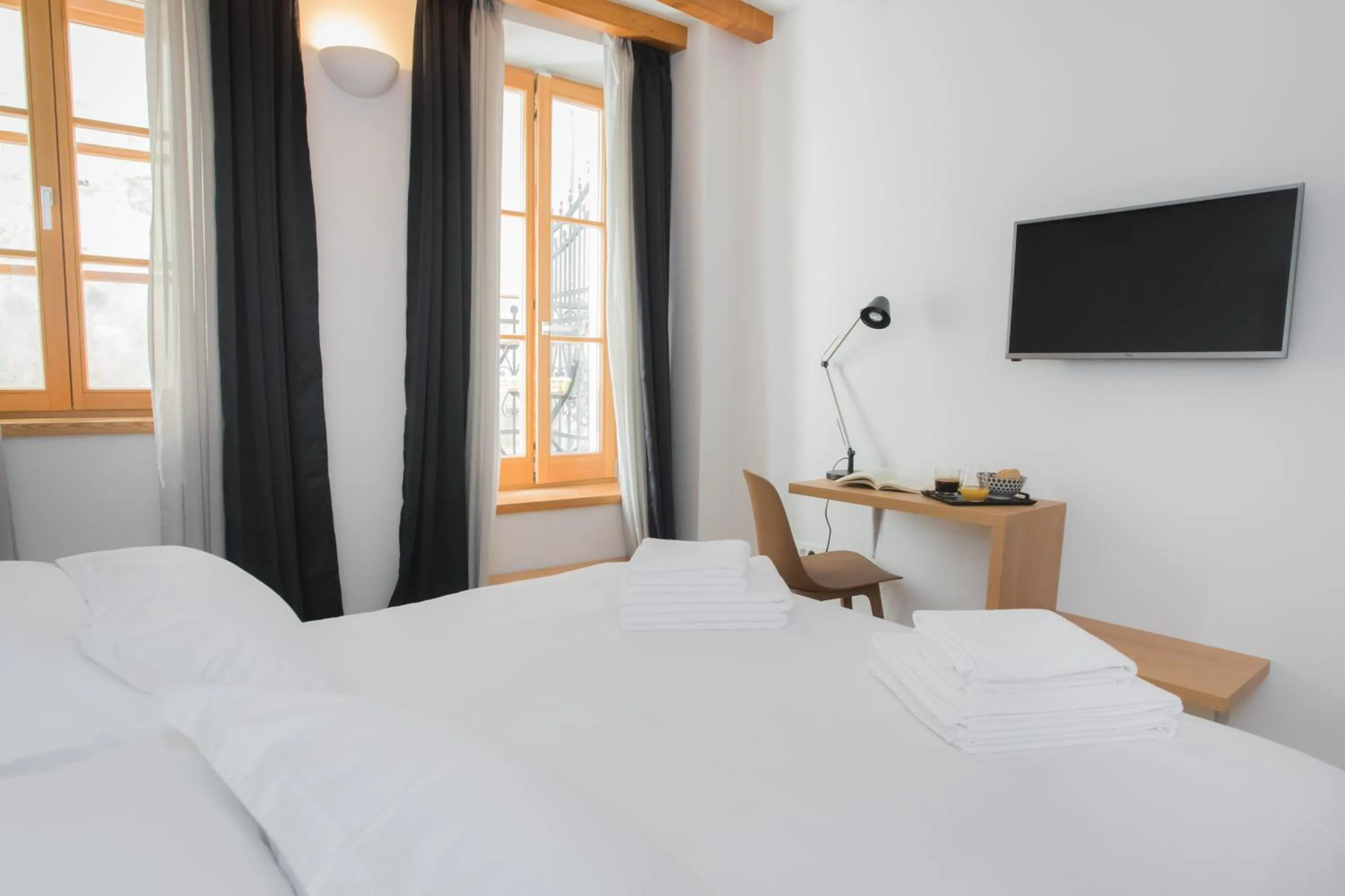Bed in Rooms Kala
