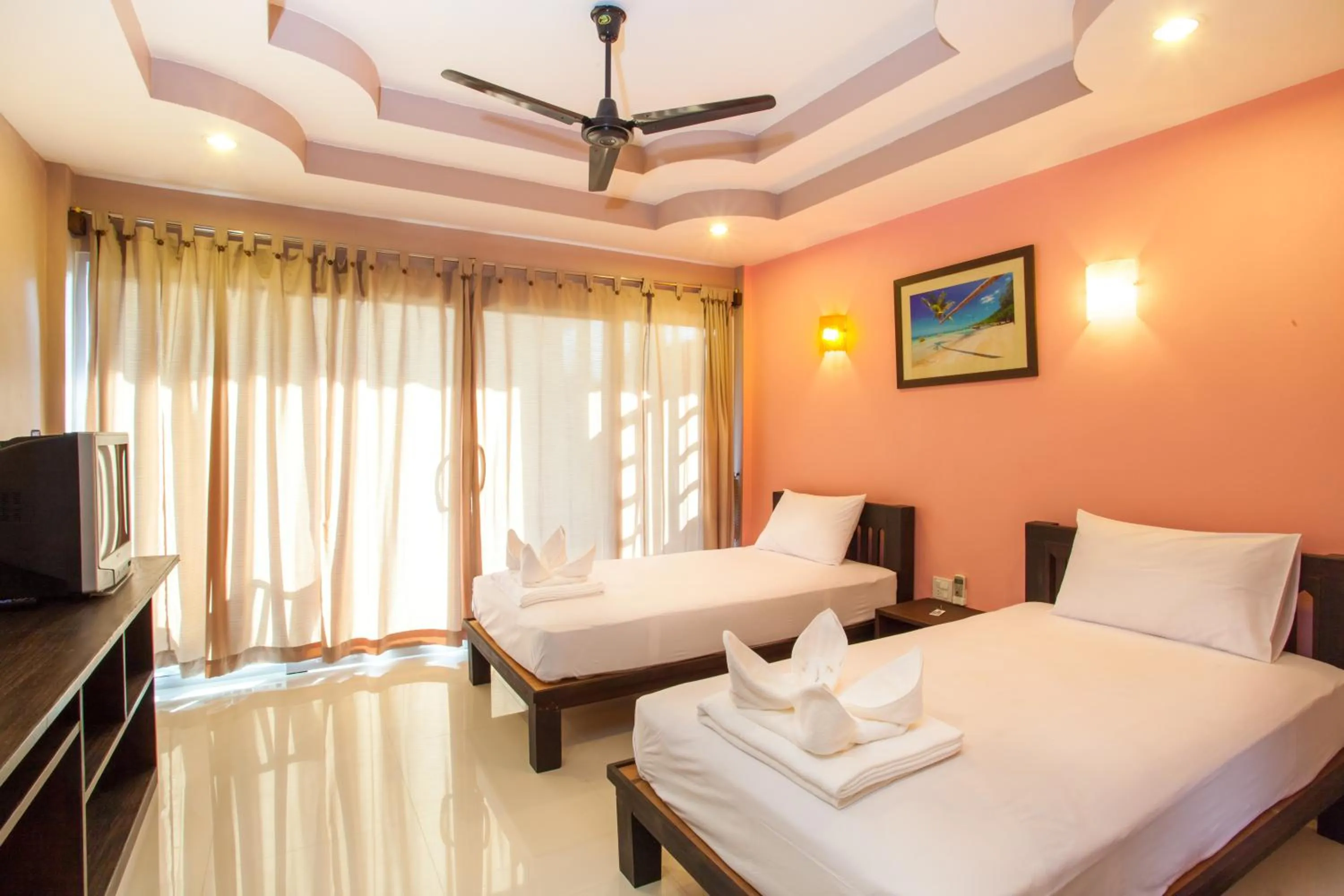 Bedroom, Bed in Baan Suan Ta Hotel