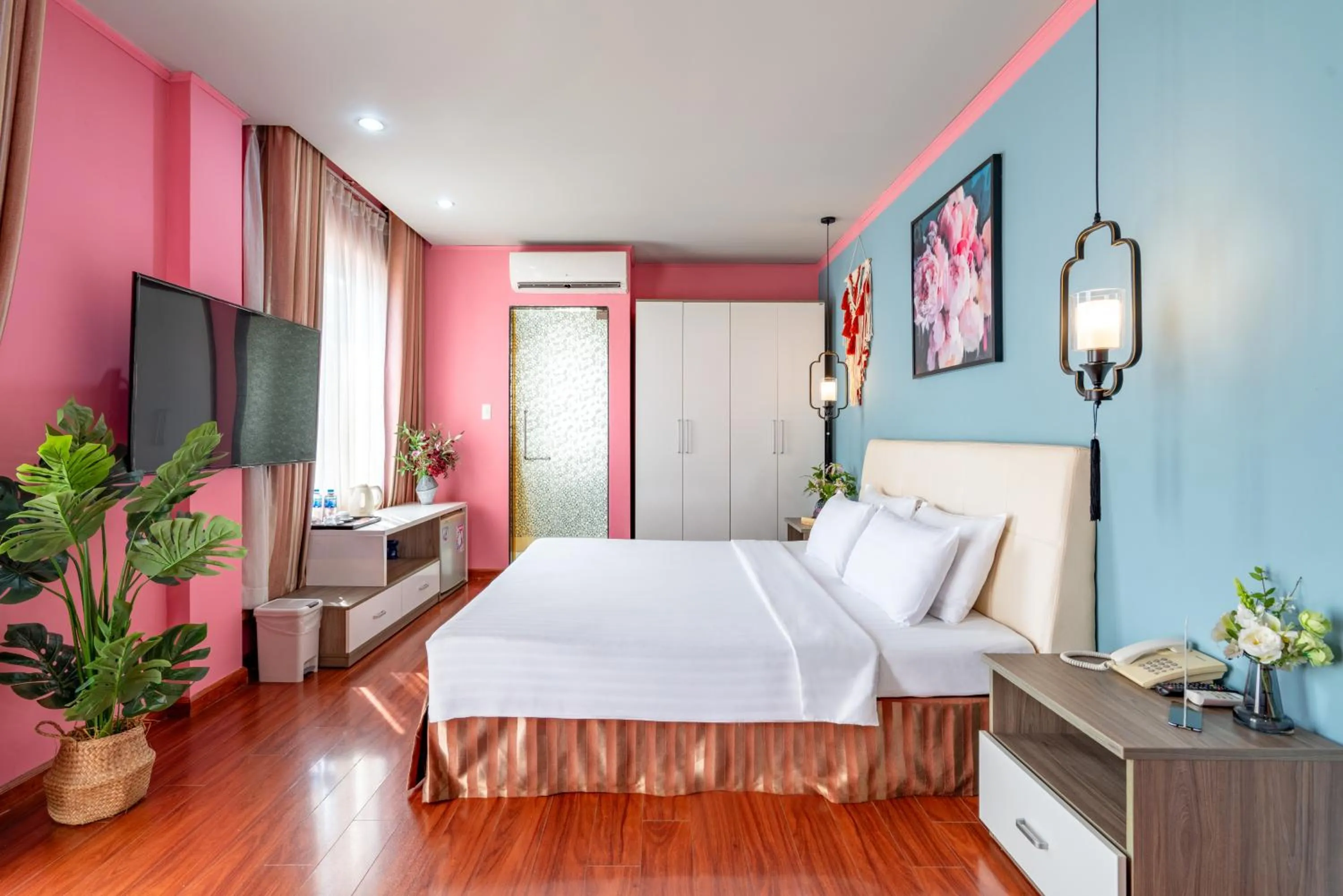 Communal lounge/ TV room, Bed in La Palma - Garden Saigon Hotel Phu My Hung