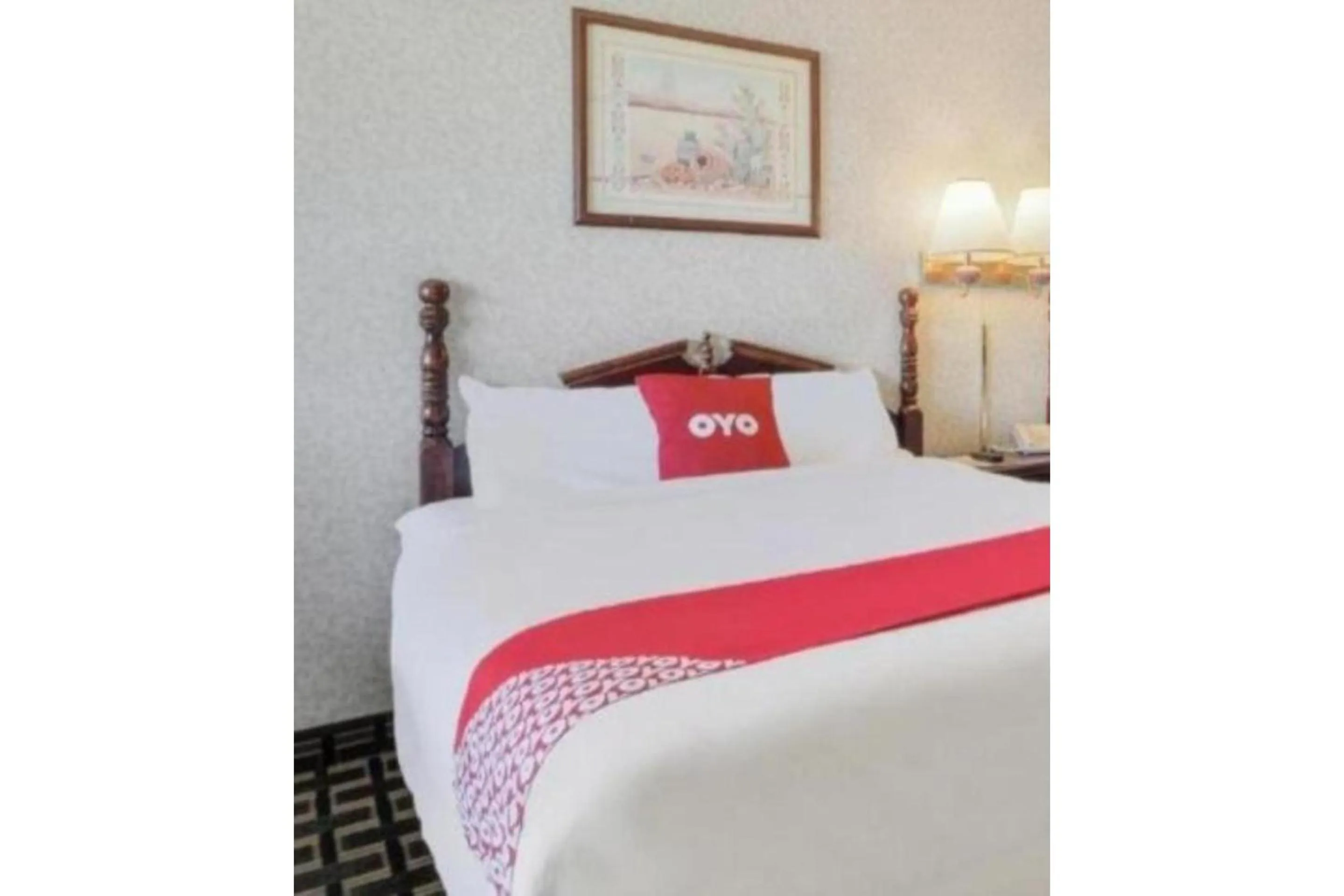 View (from property/room), Bed in Lonestar Inn & Suites, Erick OK Hwy 40 BY OYO