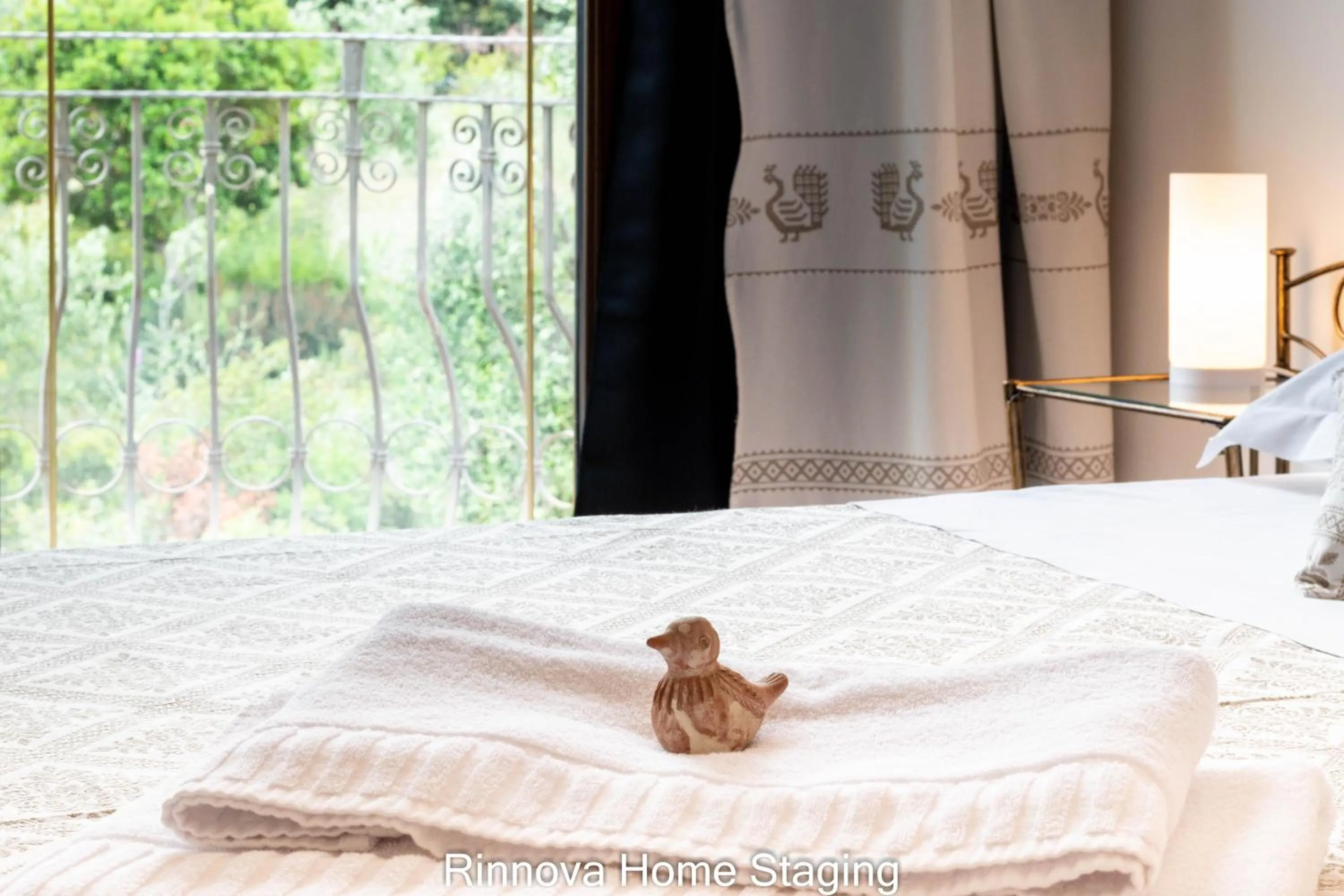 Decorative detail, Bed in Villa Vitto - Sleep & Go