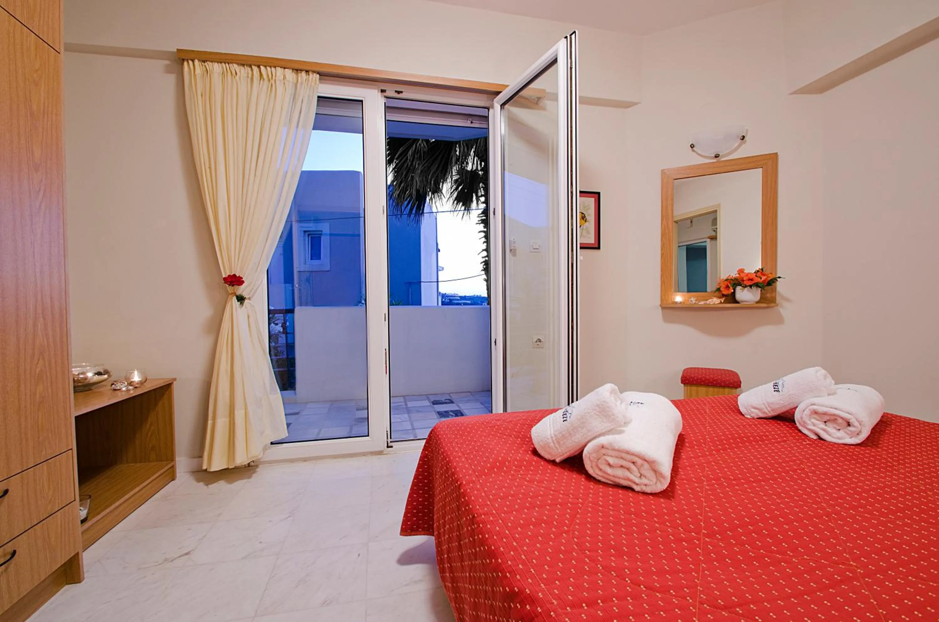 Bed in Sea Breeze
